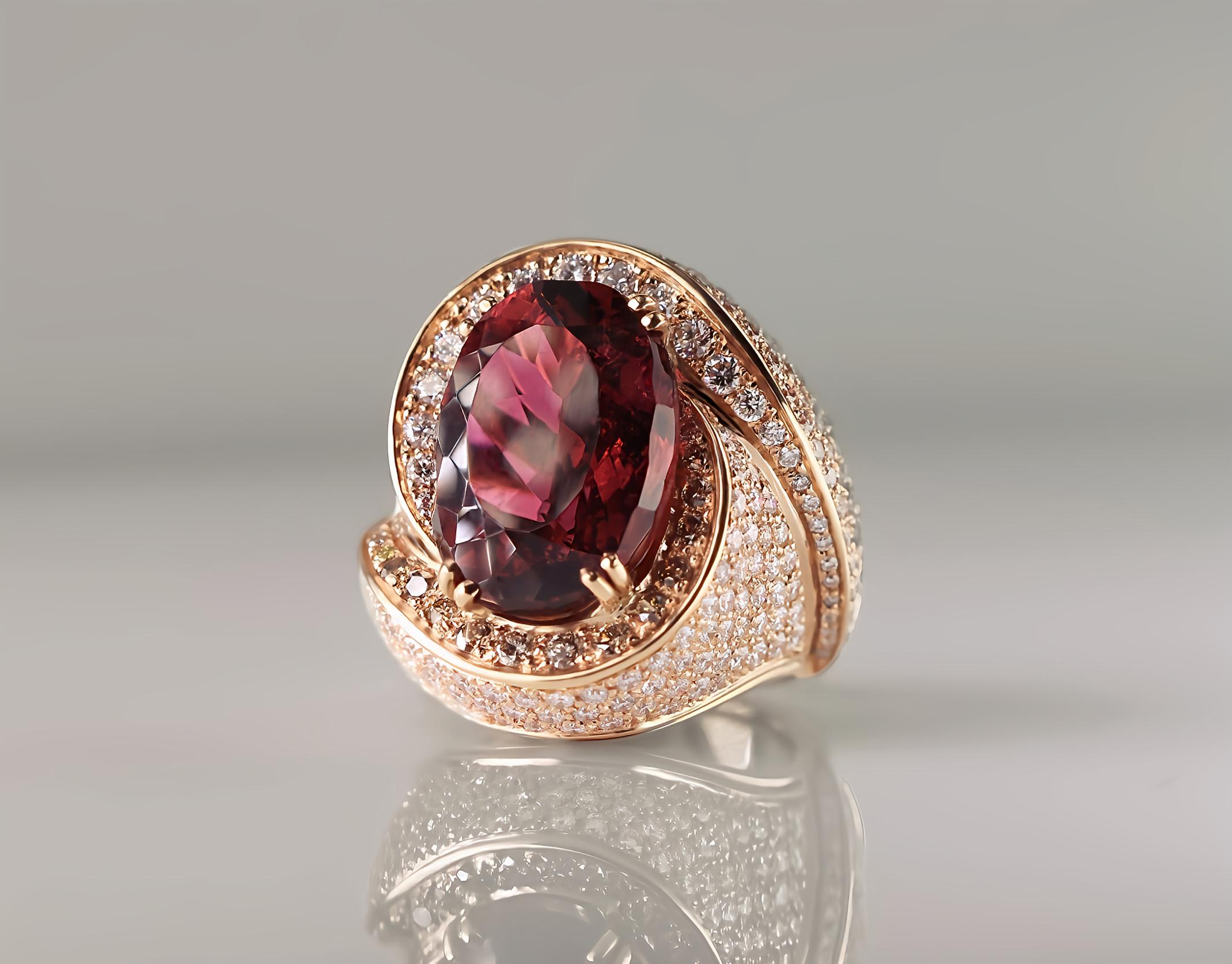 Contemporary Stunning 18kt Rose Gold Ring: 19.45 Ct Natural Red Oval Tourmaline with Diamonds For Sale