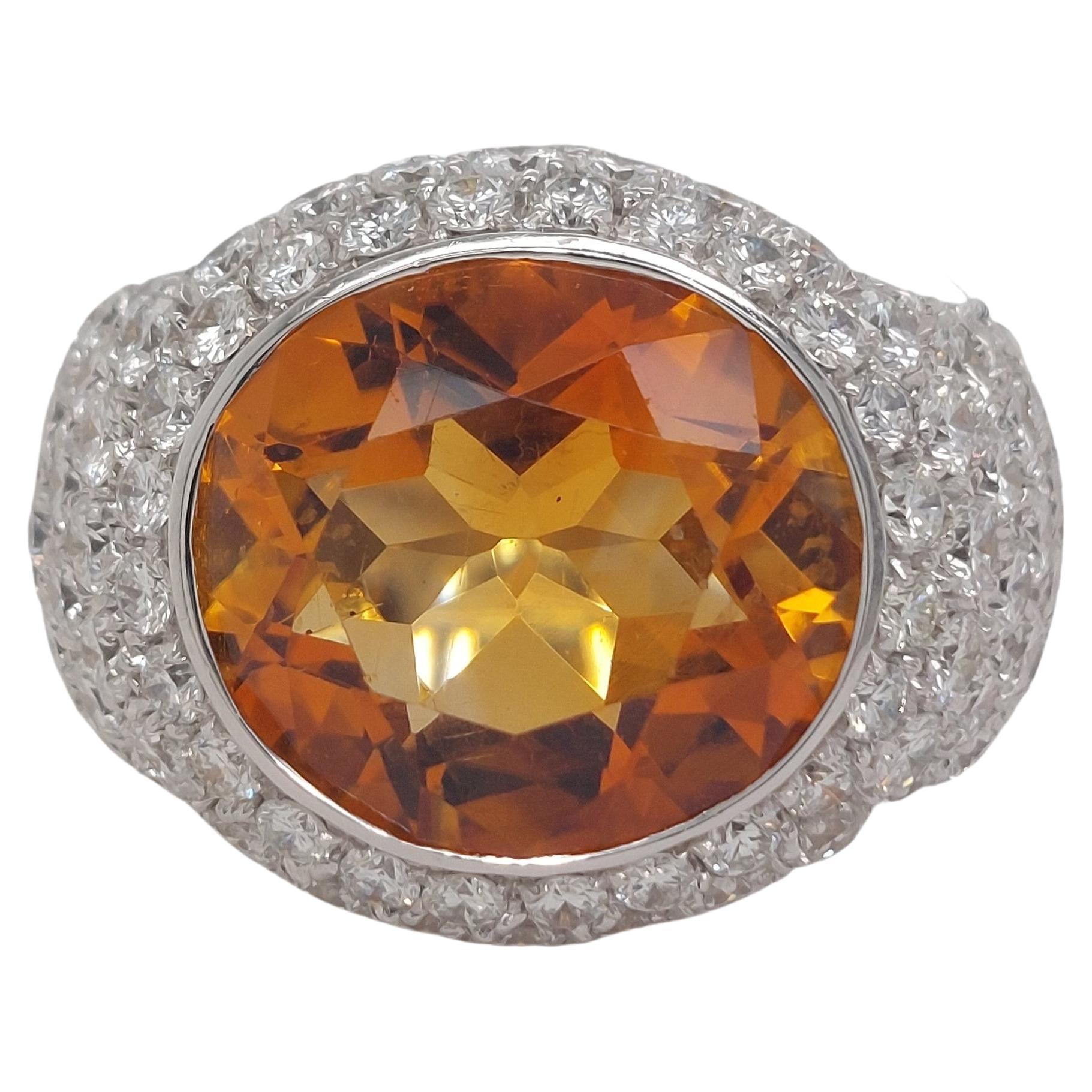 Stunning 18kt Solid White Gold Ring with 6.4ct Diamonds and Big Citrine Stone For Sale