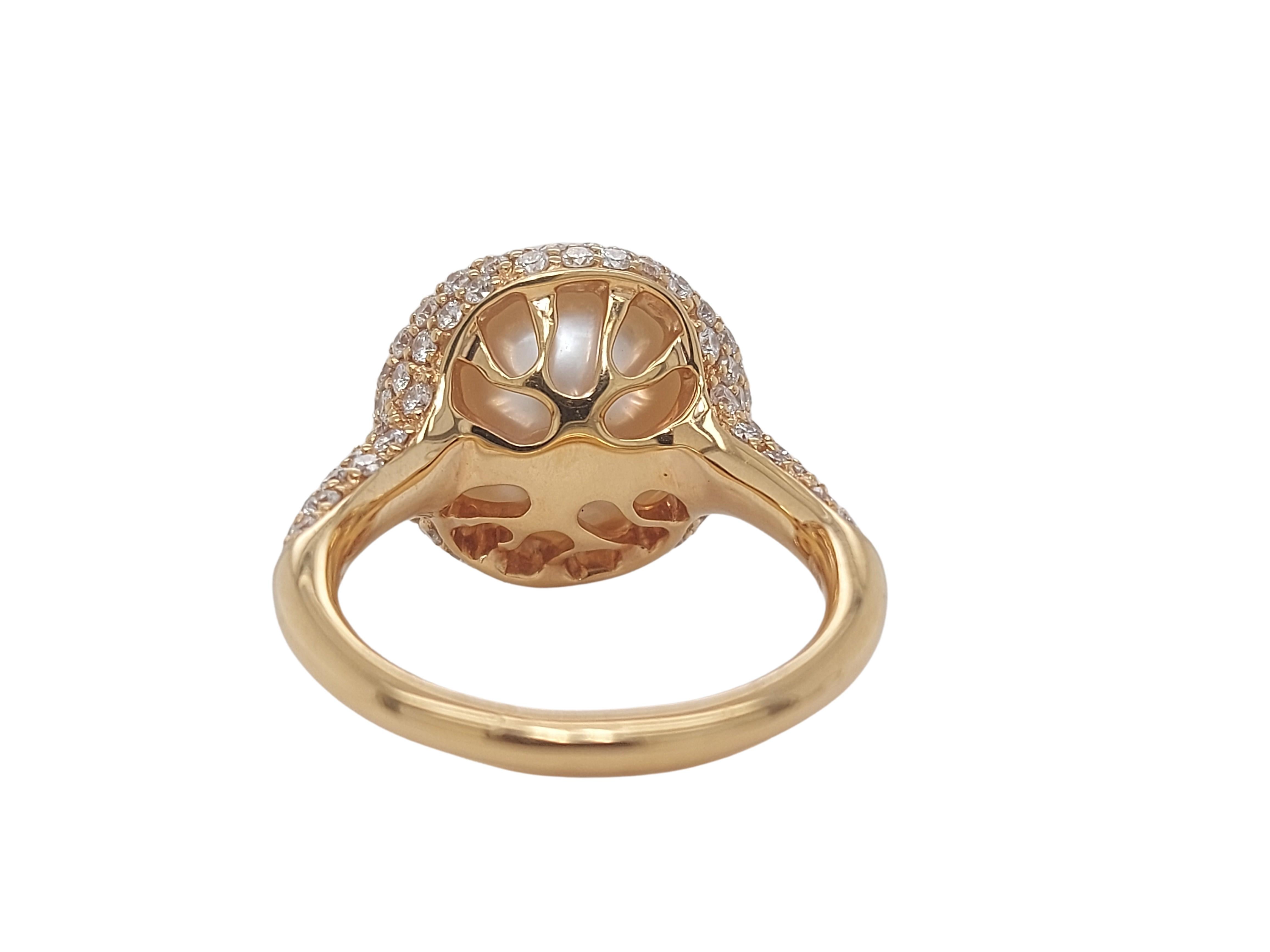 Stunning 18kt Yellow Gold Ring with Pearl & 1.38ct Diamonds For Sale 1