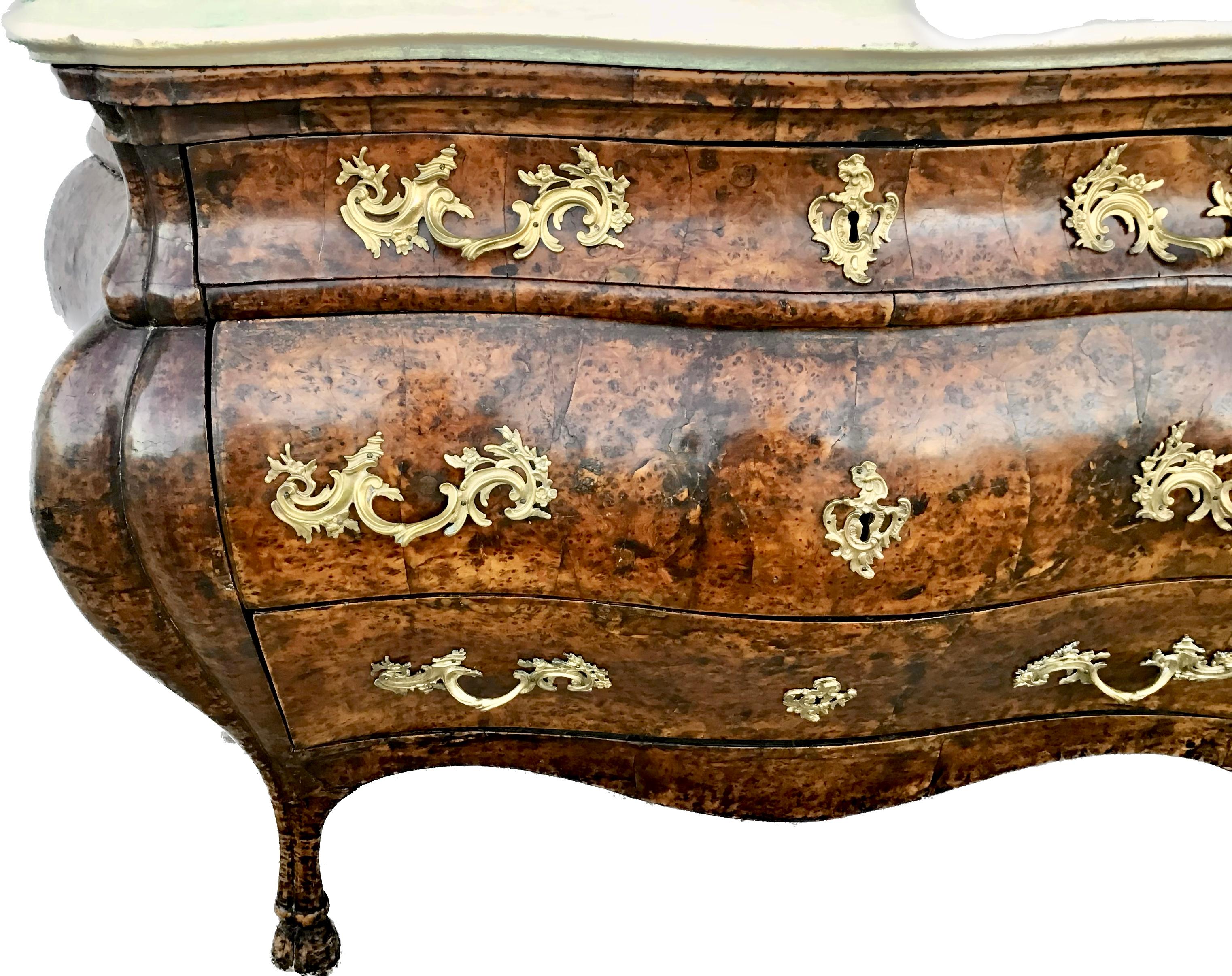 Stunning 18th C. Italian Rococo Bombe Commode For Sale 2