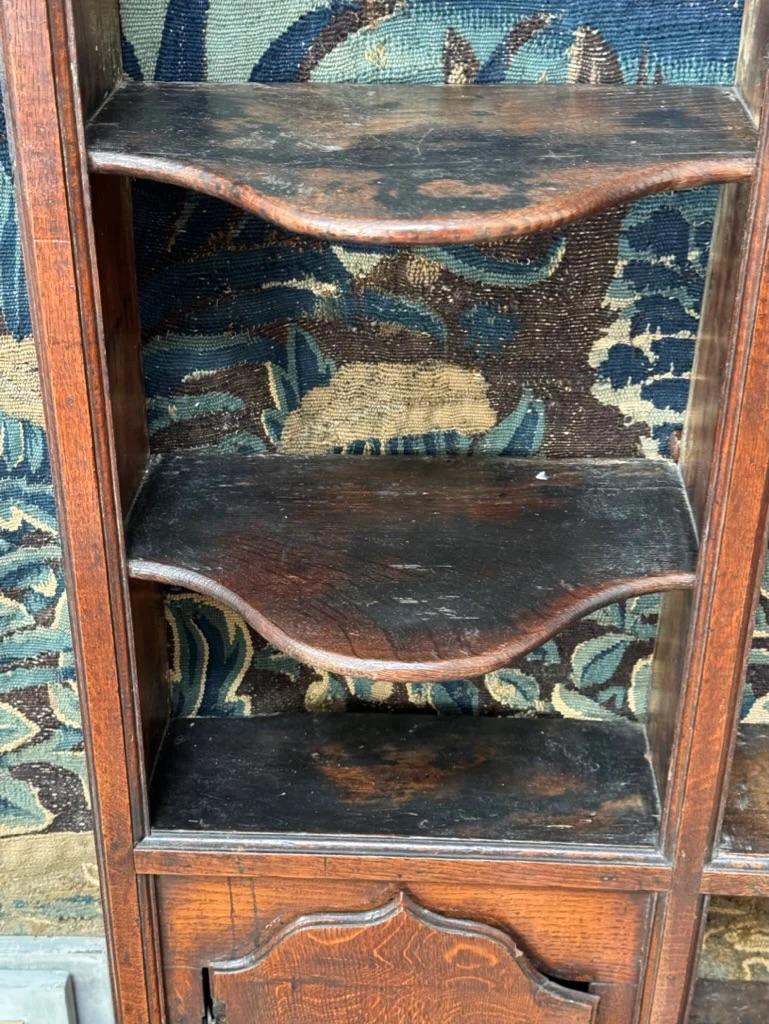 Stunning 18th Century English Welsh Dresser. For Sale 3