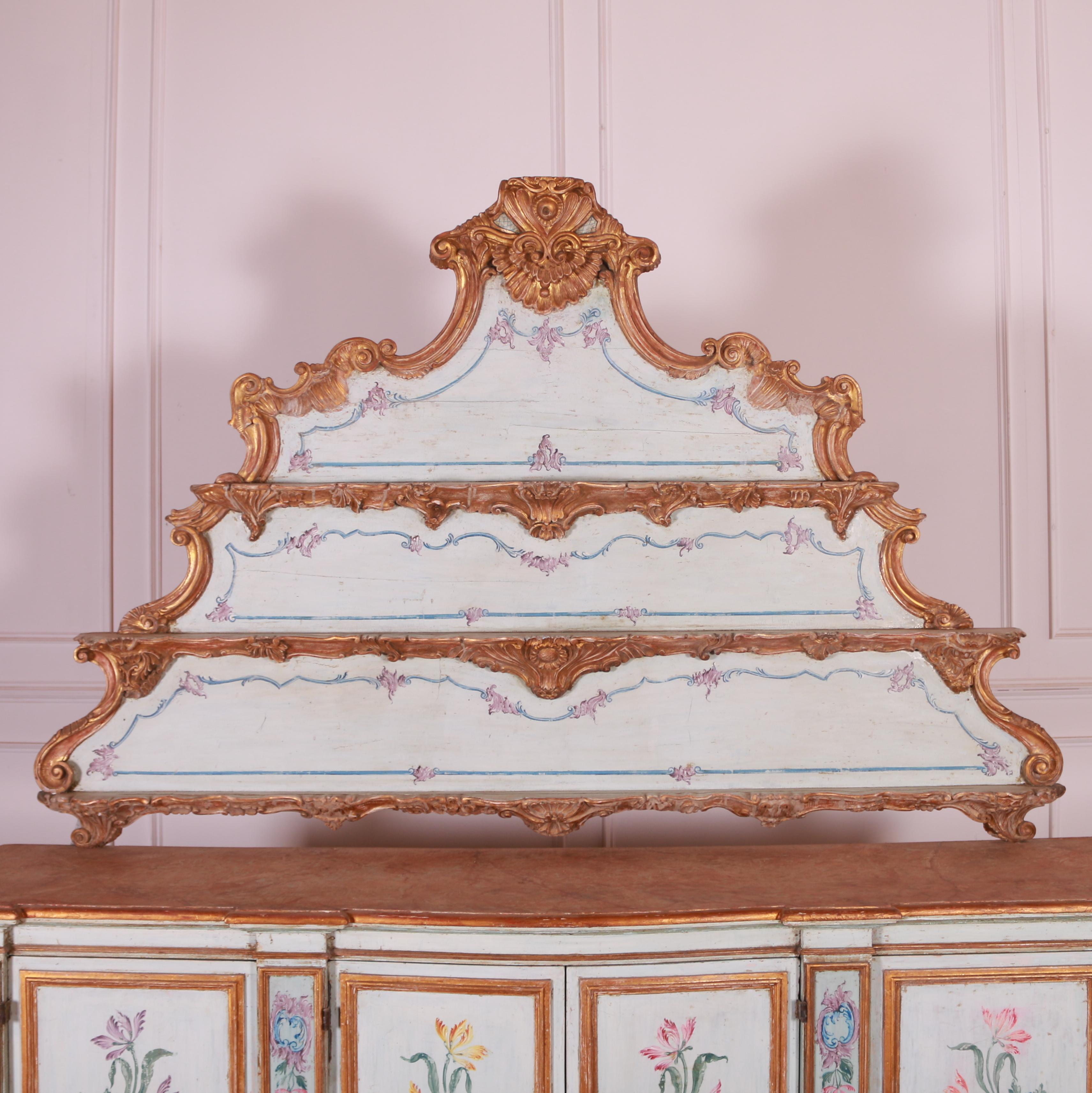 Stunning 18th Century Original Painted Italian Sideboard For Sale 2