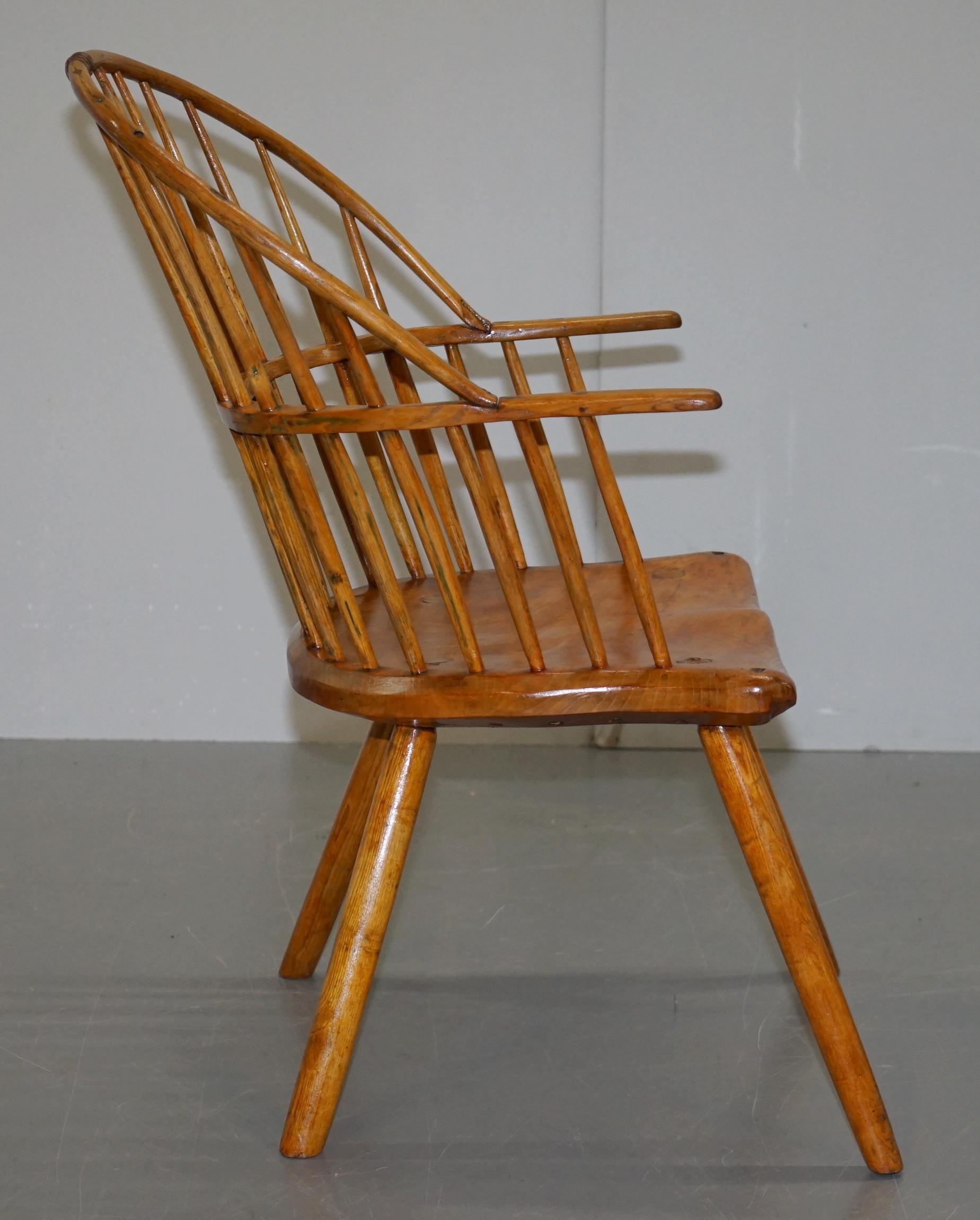 Stunning 18th Century Yew Wood Windsor Armchair Primate Design Stick Back For Sale 4