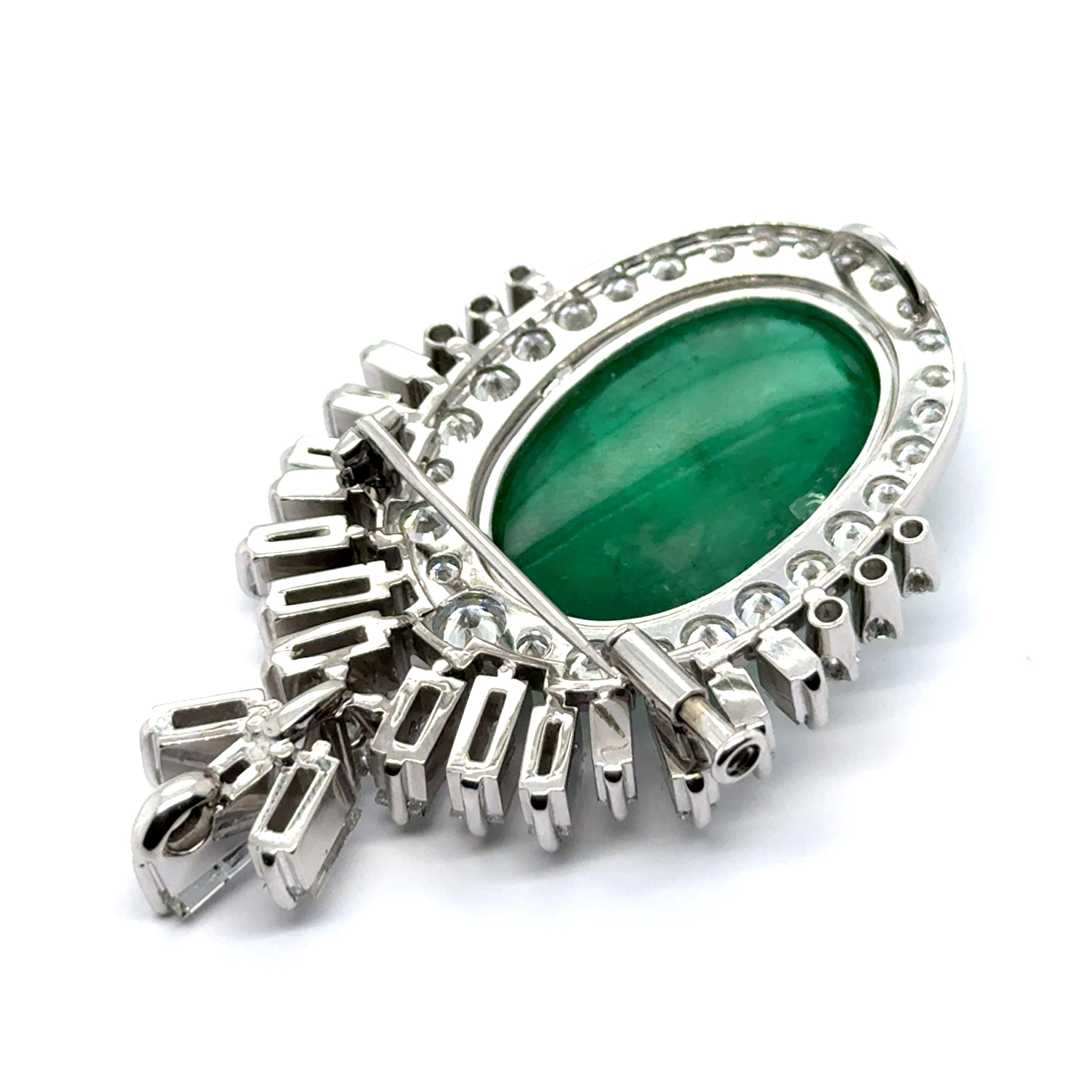 Stunning 19.00 Carat Emerald & Diamond Brooch-Pendant in Platinum 950 For Sale 1