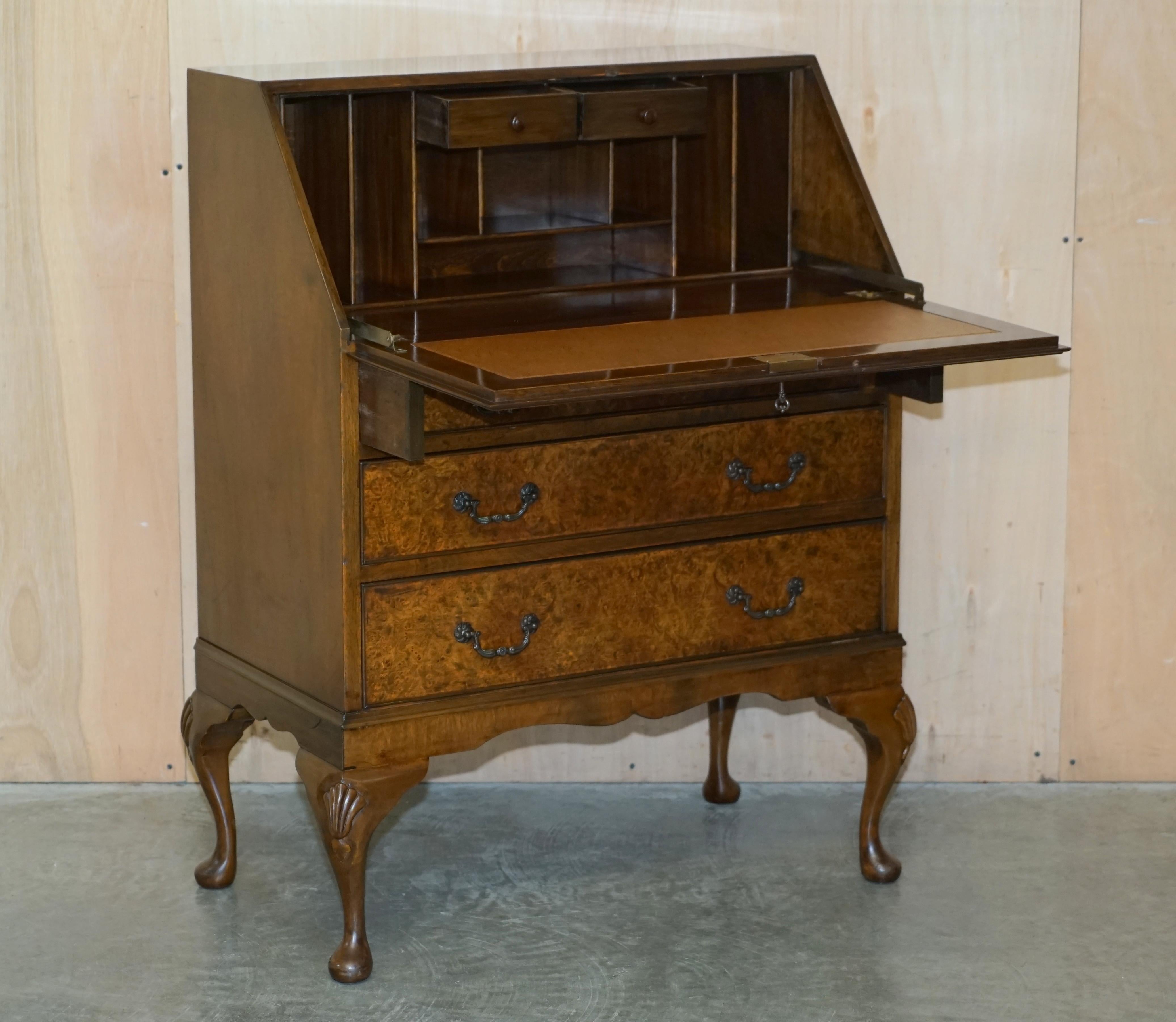 Stunning 1900s Burr & Burl Nussbaum Drop Front Bureau Schreibtisch Lovely Timber Patina im Angebot 7