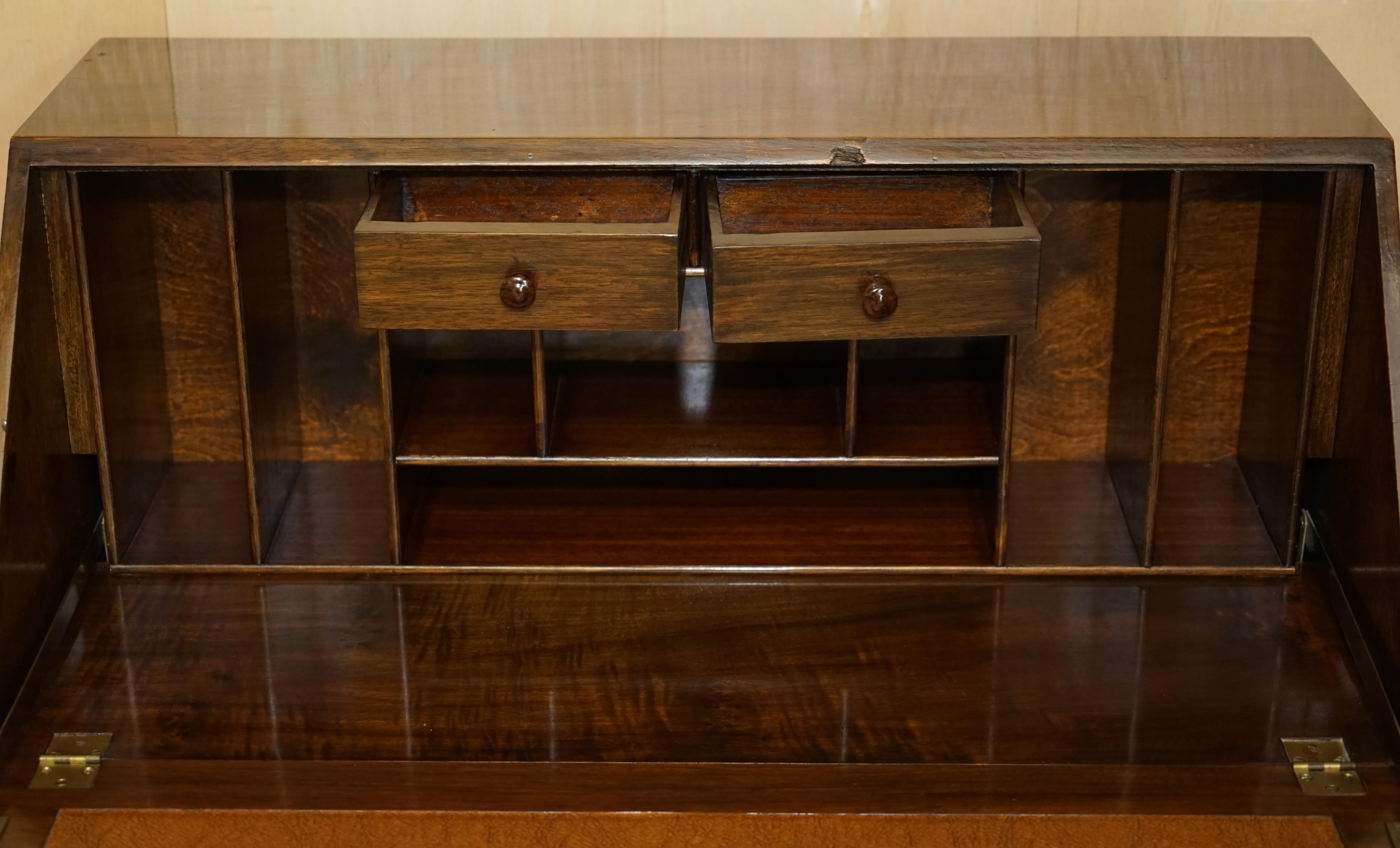 Stunning 1900s Burr & Burl Nussbaum Drop Front Bureau Schreibtisch Lovely Timber Patina im Angebot 9