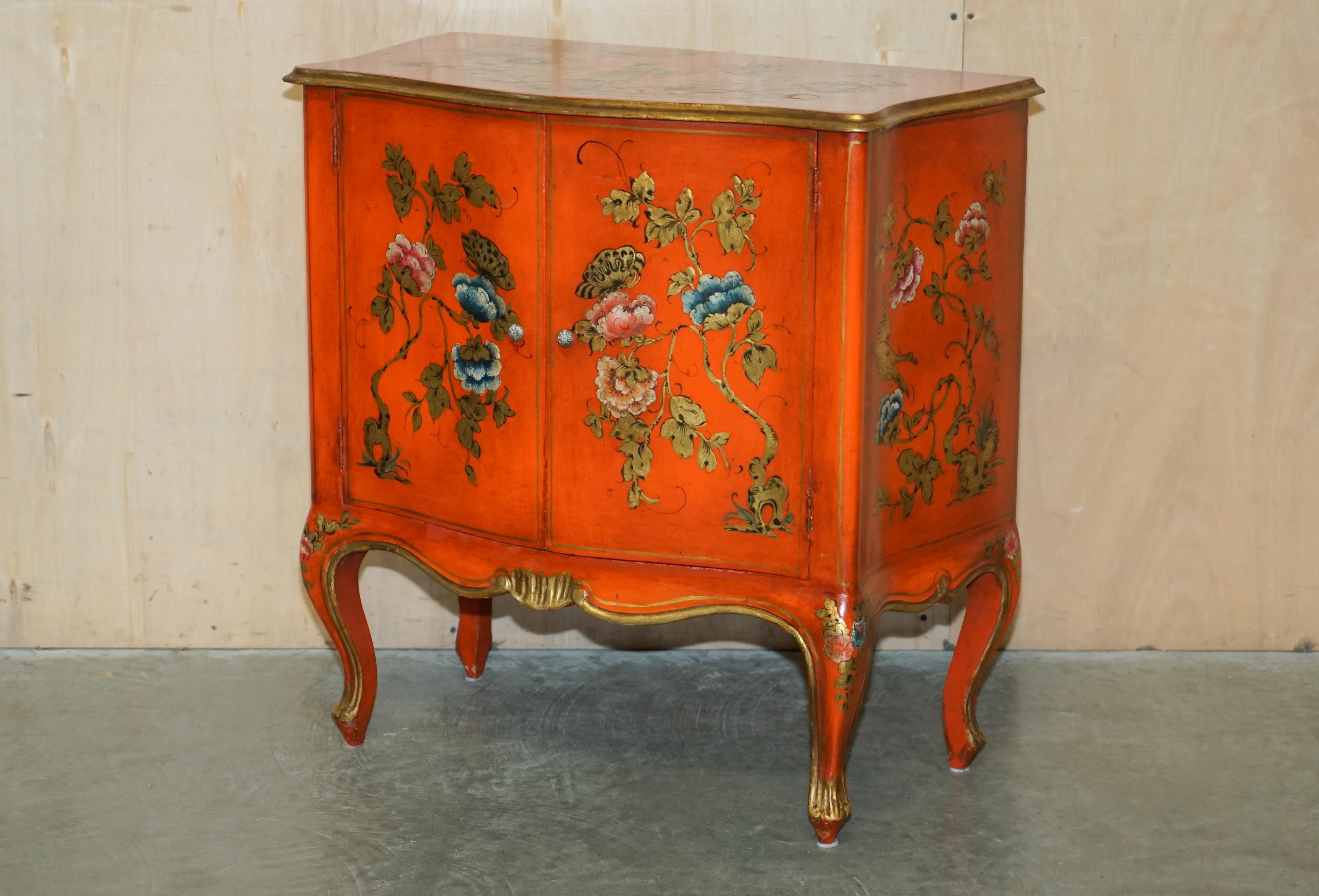 Royal House Antiques

Royal House Antiques is delighted to offer for sale this lovely vintage Chinese side cabinet with native scenes of Geisha girls hand carved, lacquered and decorated in the Chinoiserie style circa 1920's

Please note the