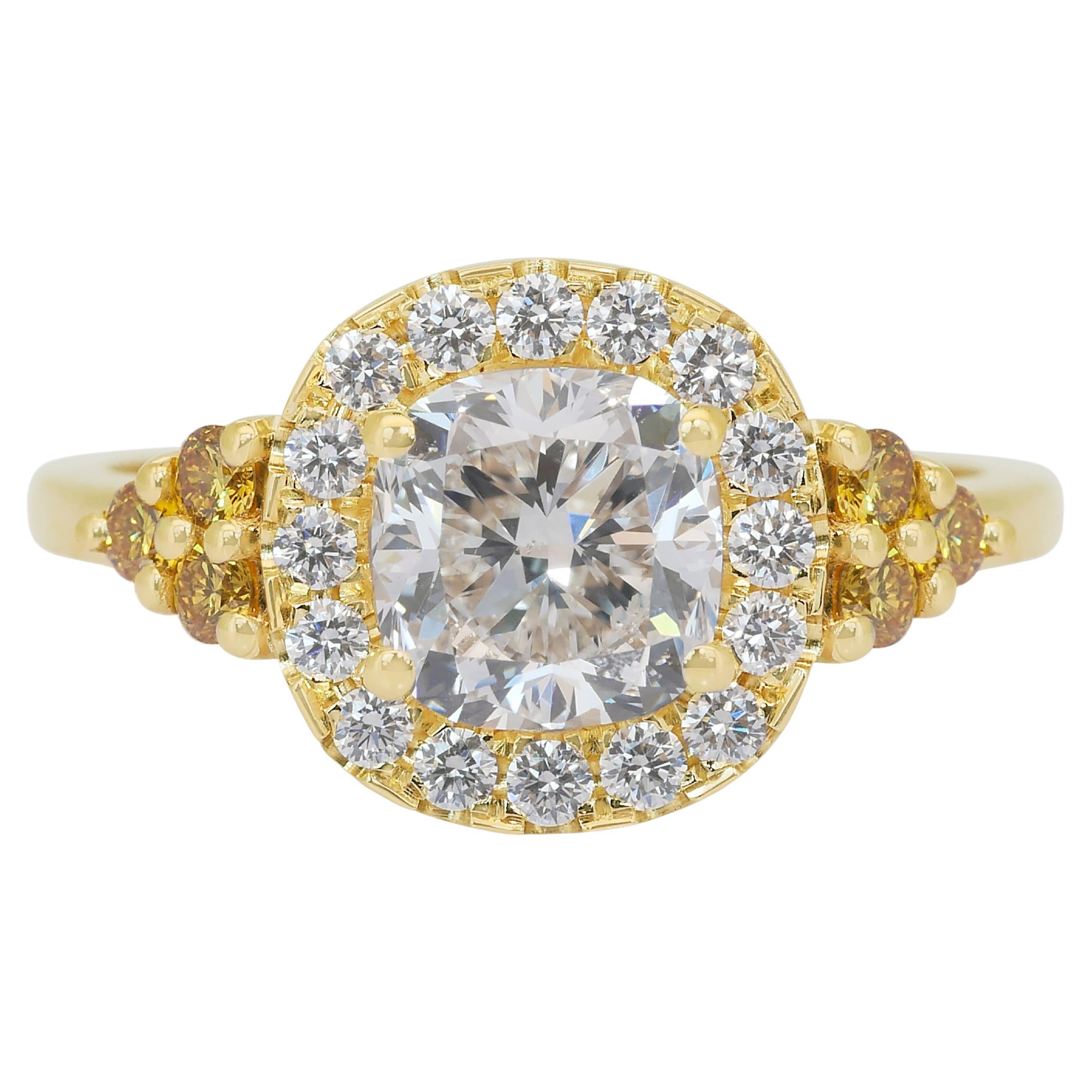 Stunning 1.93ct Diamonds Halo Ring in 18k Yellow Gold - IGI Certified
