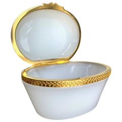 Stunning 1950s White Murano Glass Hinged Jewelry Box by Cendese Murano, Italy