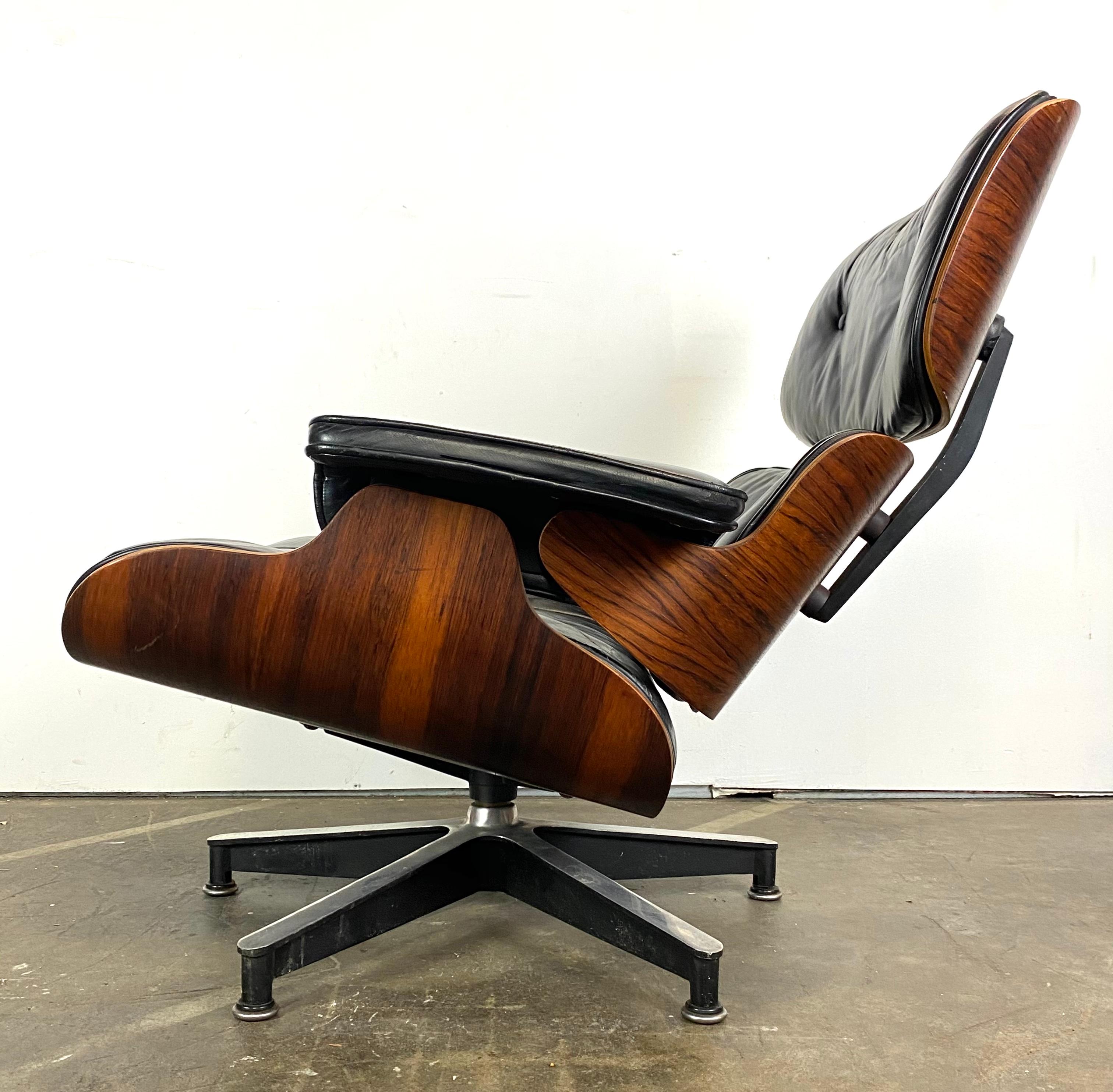 20th Century Stunning 1960s Herman Miller Eames Lounge Chair and Ottoman