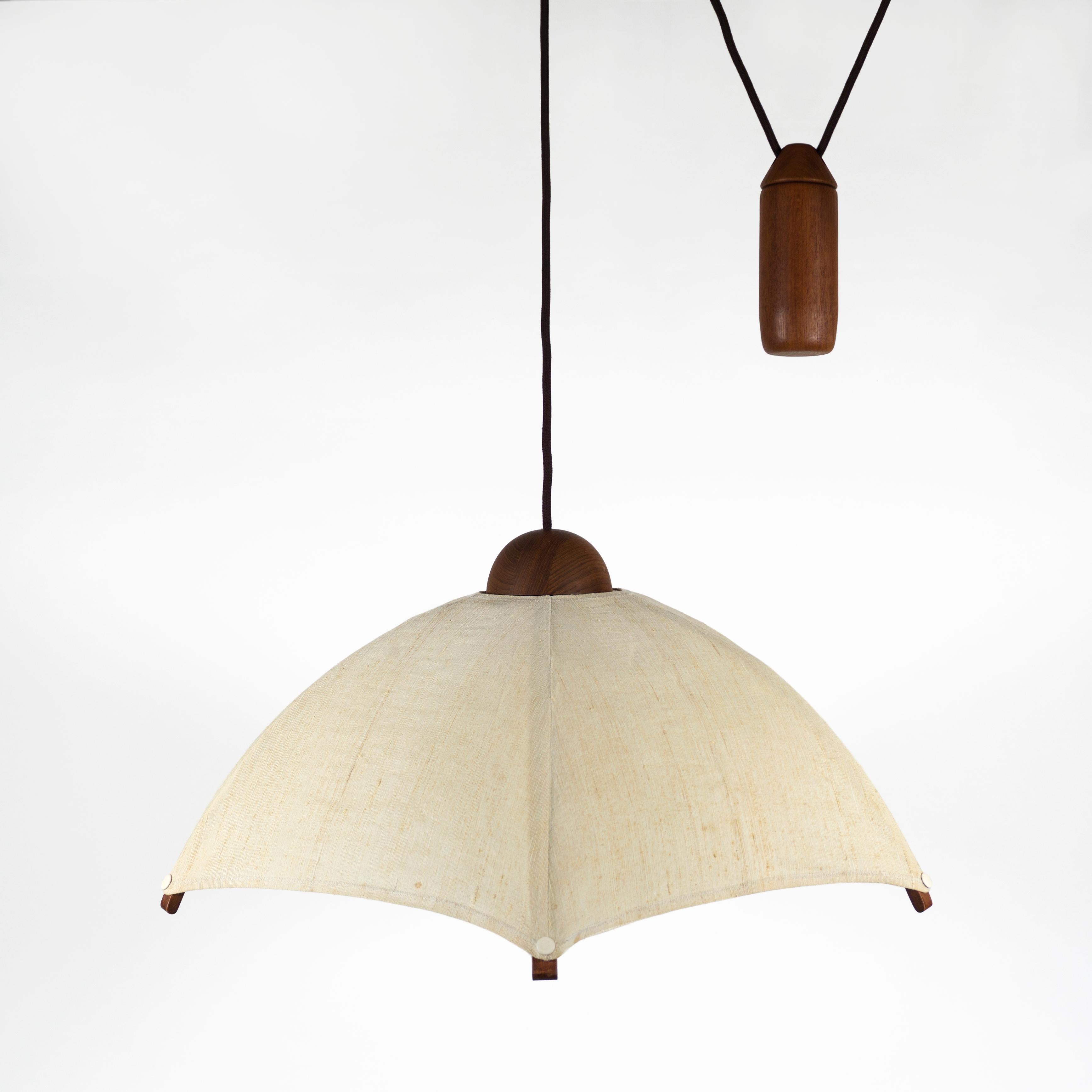 European Stunning 1960s Mid-Century Vintage Domus Teak & Linen Counterweight Pendant Lamp