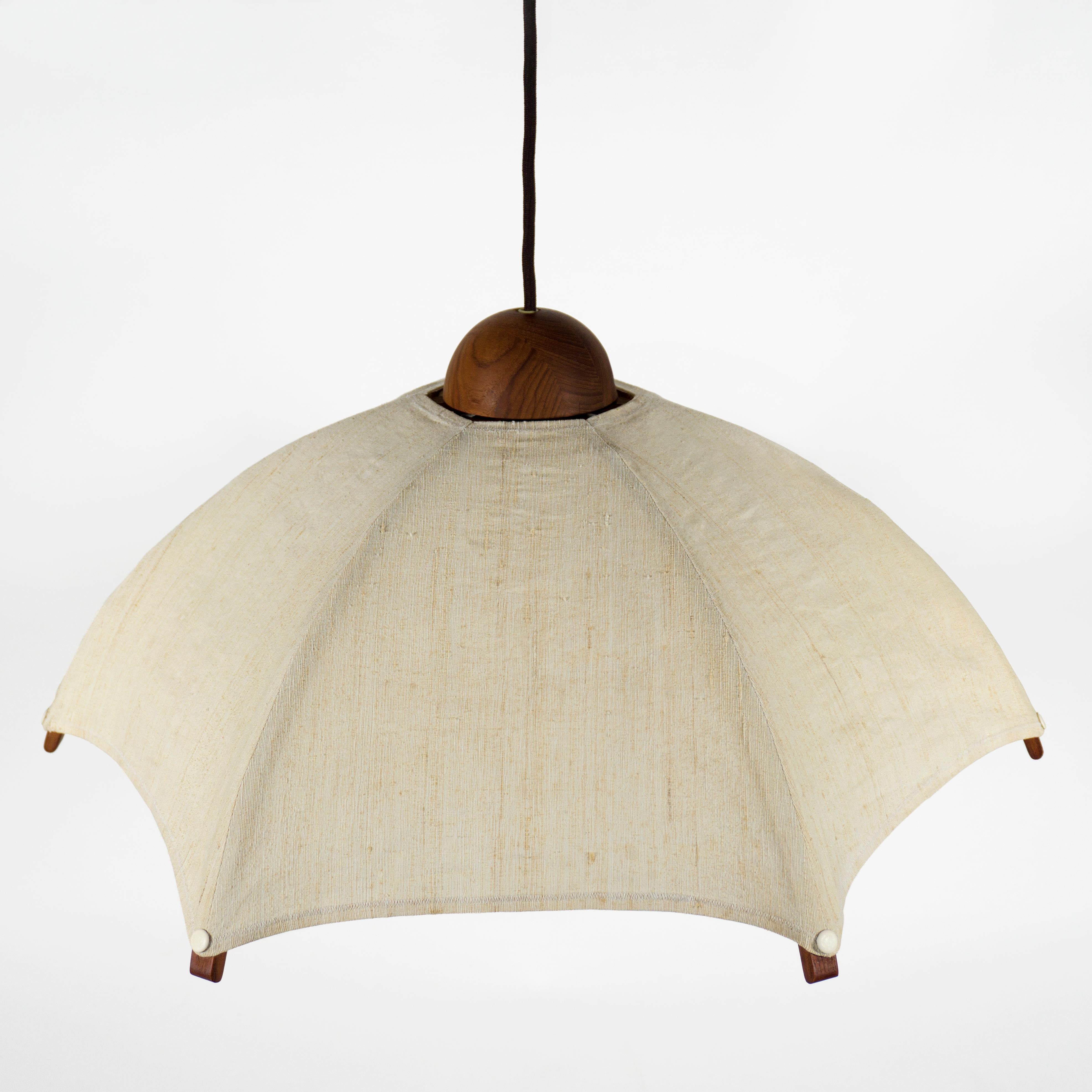 20th Century Stunning 1960s Mid-Century Vintage Domus Teak & Linen Counterweight Pendant Lamp