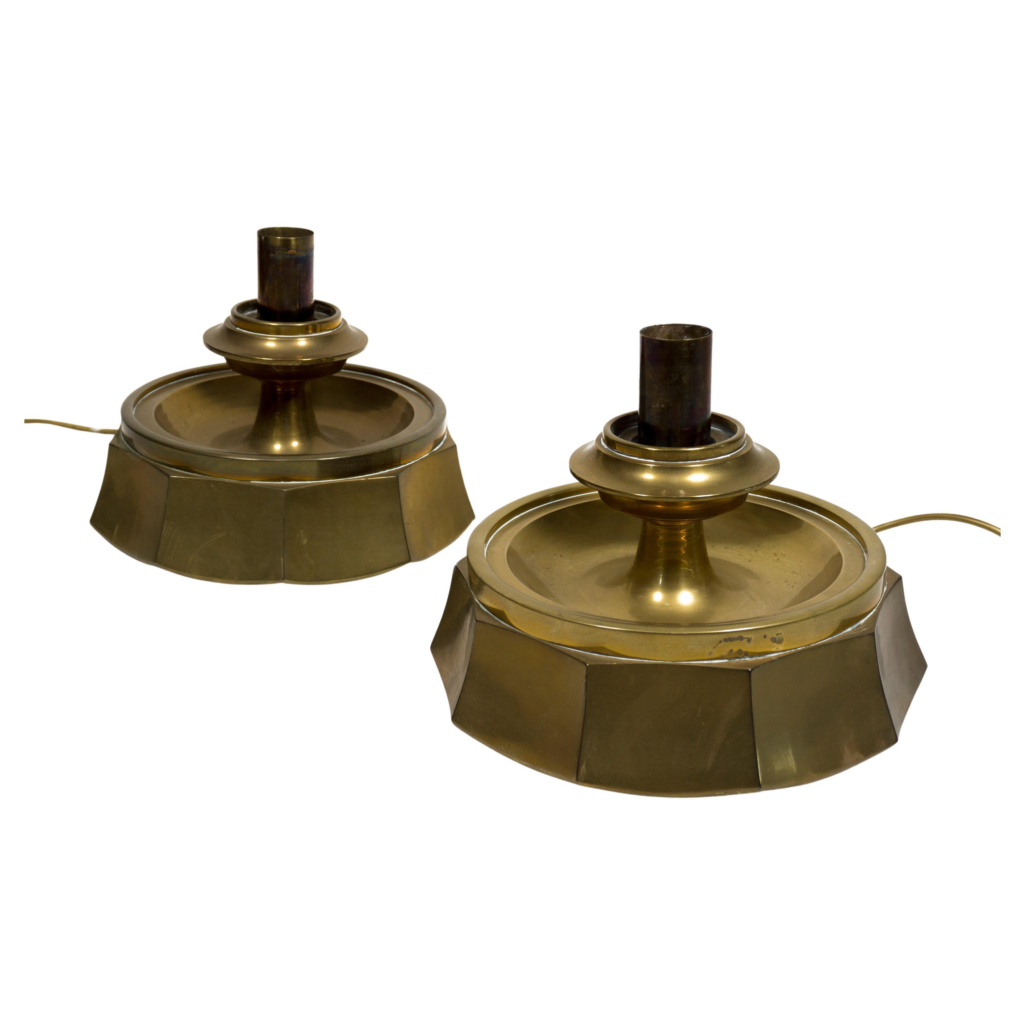Stunning Heavy 1960s Pair of Vintage Mid Century Antique Brass Table Light Lamps For Sale