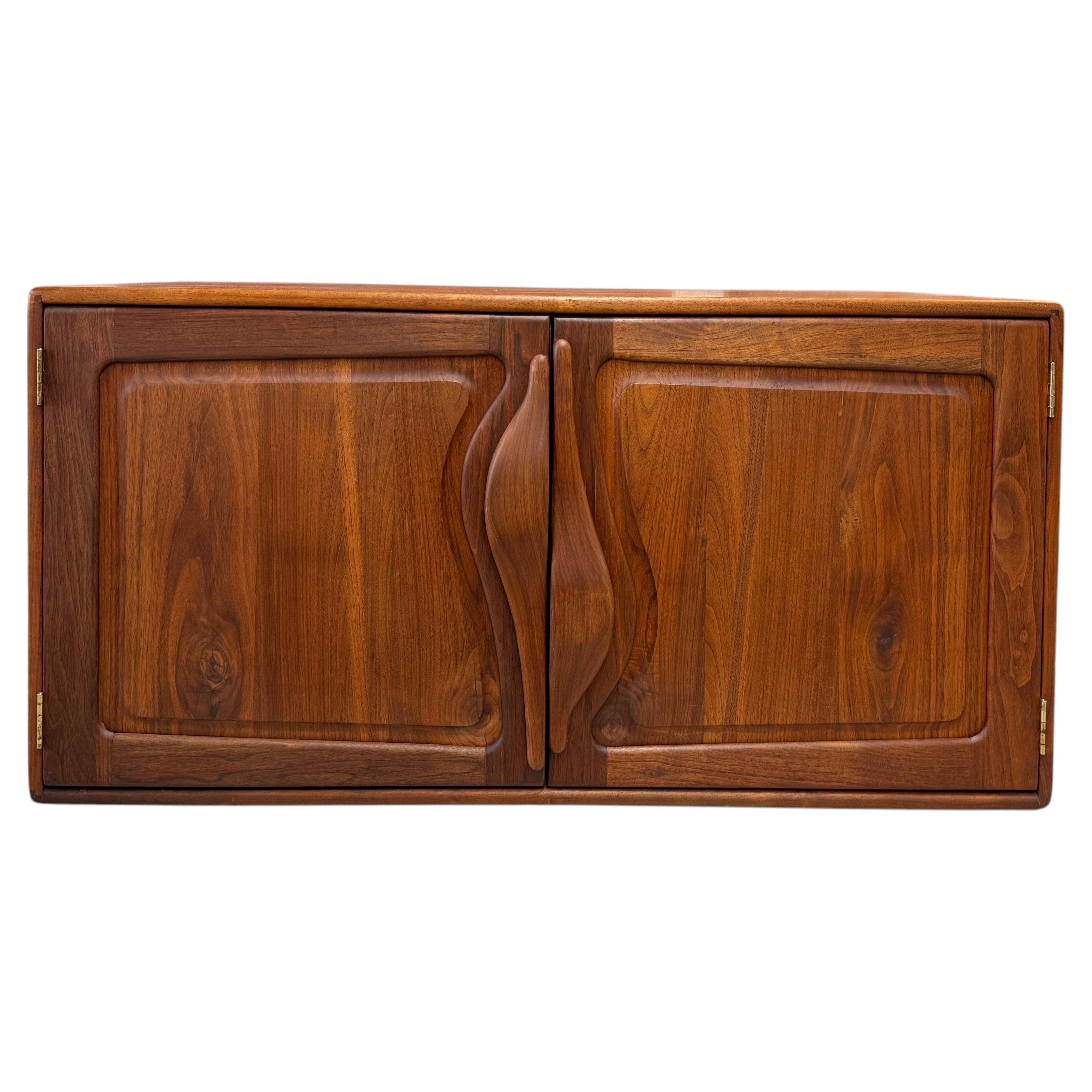 Stunning 1970’s Craft Made Studio Walnut Floating Stereo Cabinet For Sale