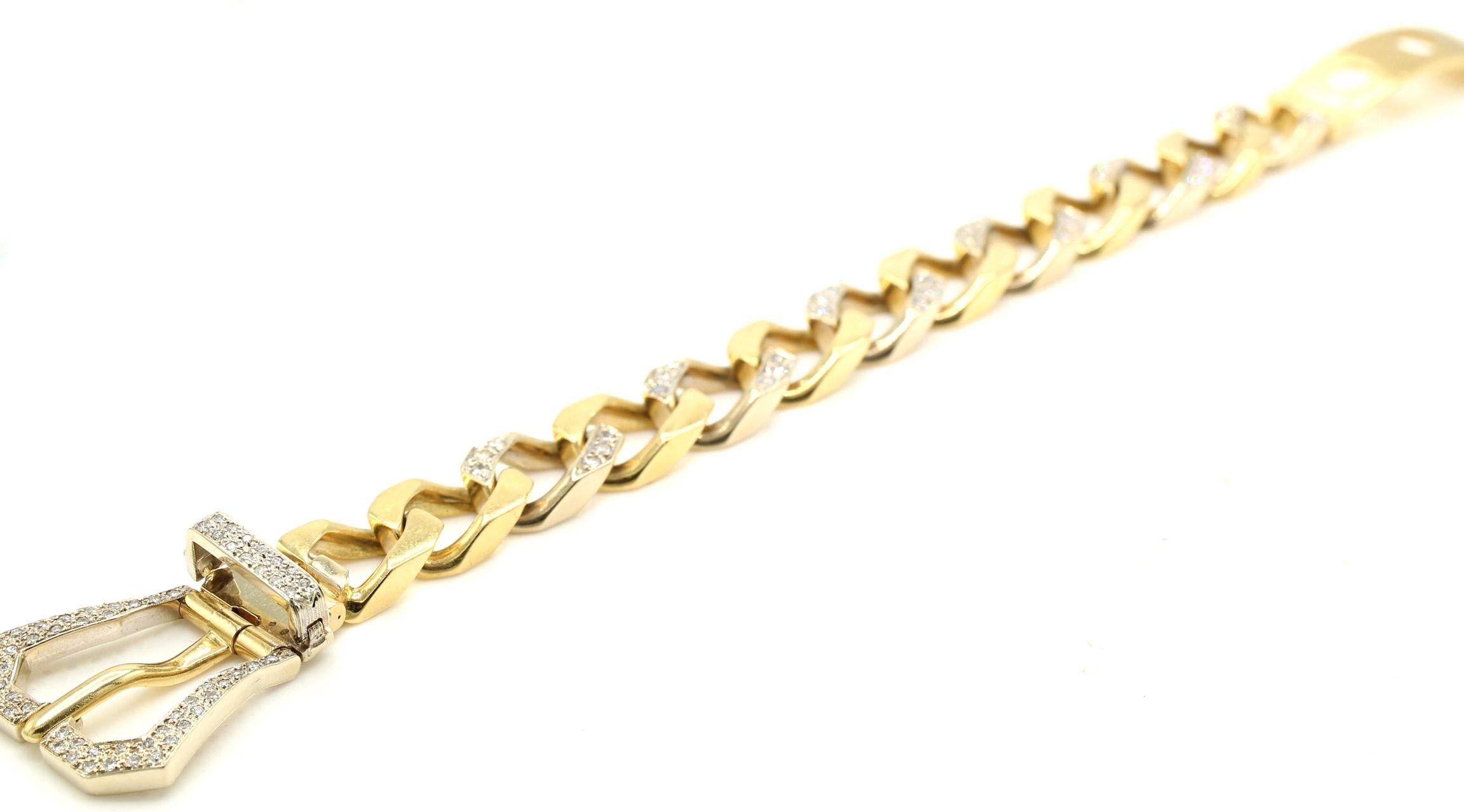 Femenino o masculino Impresionante pulsera de hebilla de cinturón de oro amarillo de 18 quilates con diamantes de los años 70 en venta