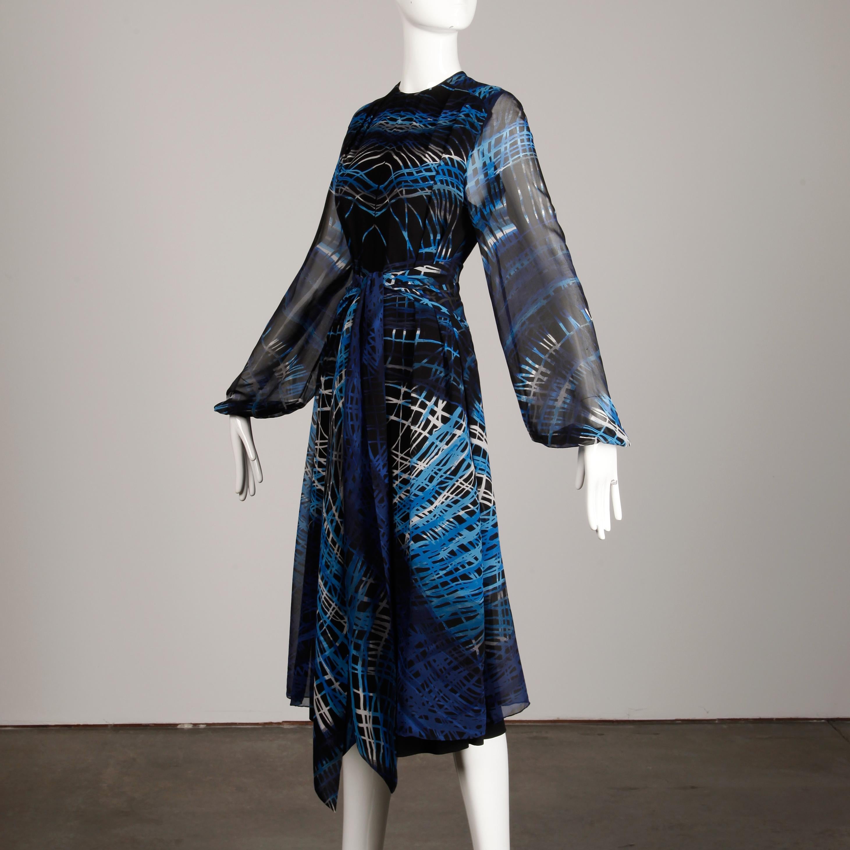 Stunning 1970s La Mendola Vintage Blue + Black Op Art Print Jersey Silk Dress 1