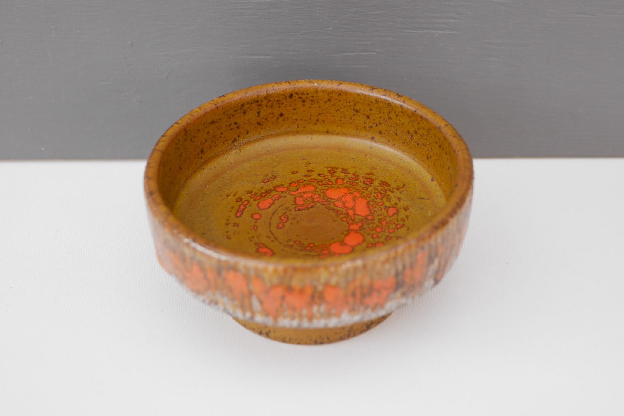 Splendido vaso e piccolo piatto della metà del secolo scorso di Tilgmans, Svezia. in vendita 9