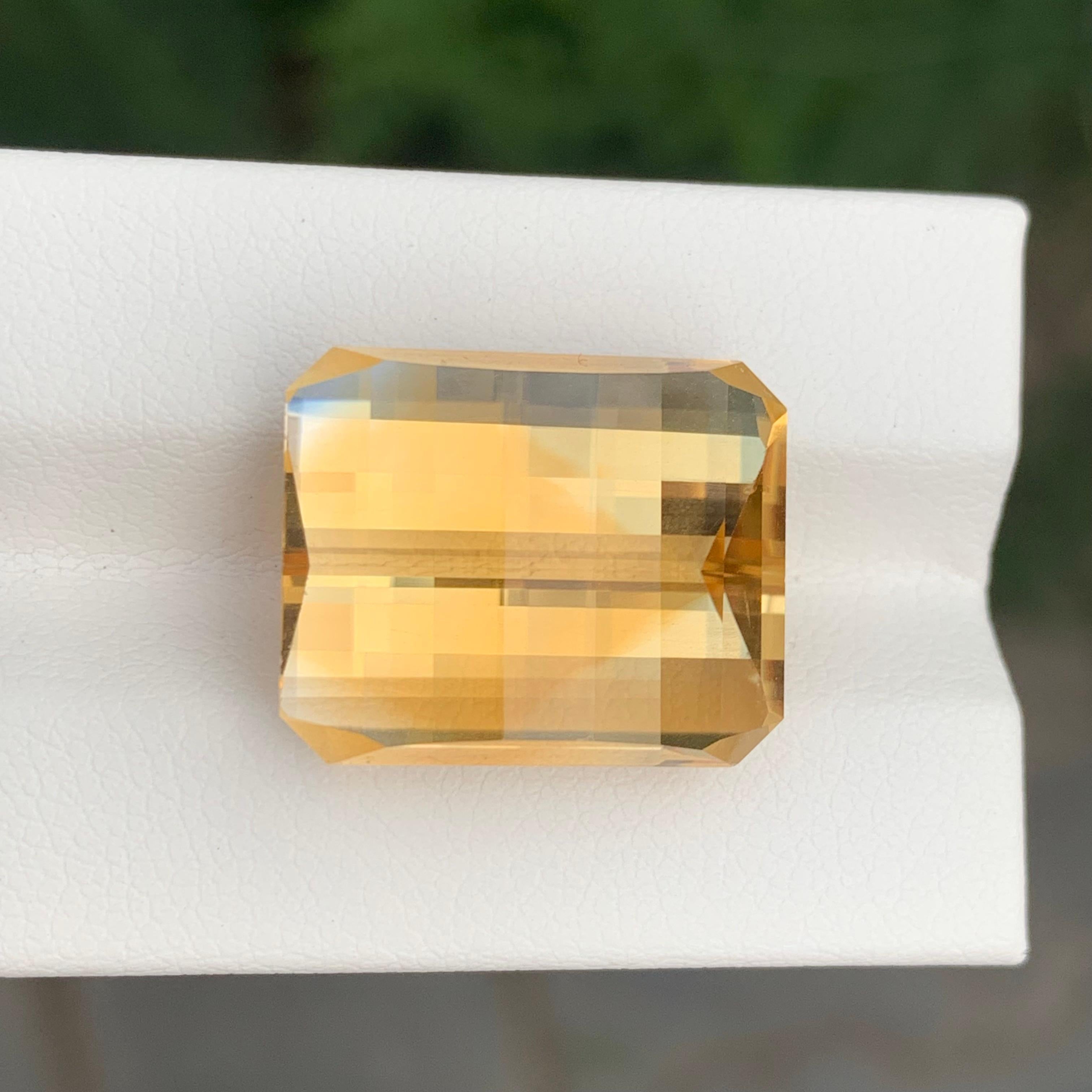 Splendida pietra citrina sciolta con taglio Pixel da 19,75 carati in vendita 1