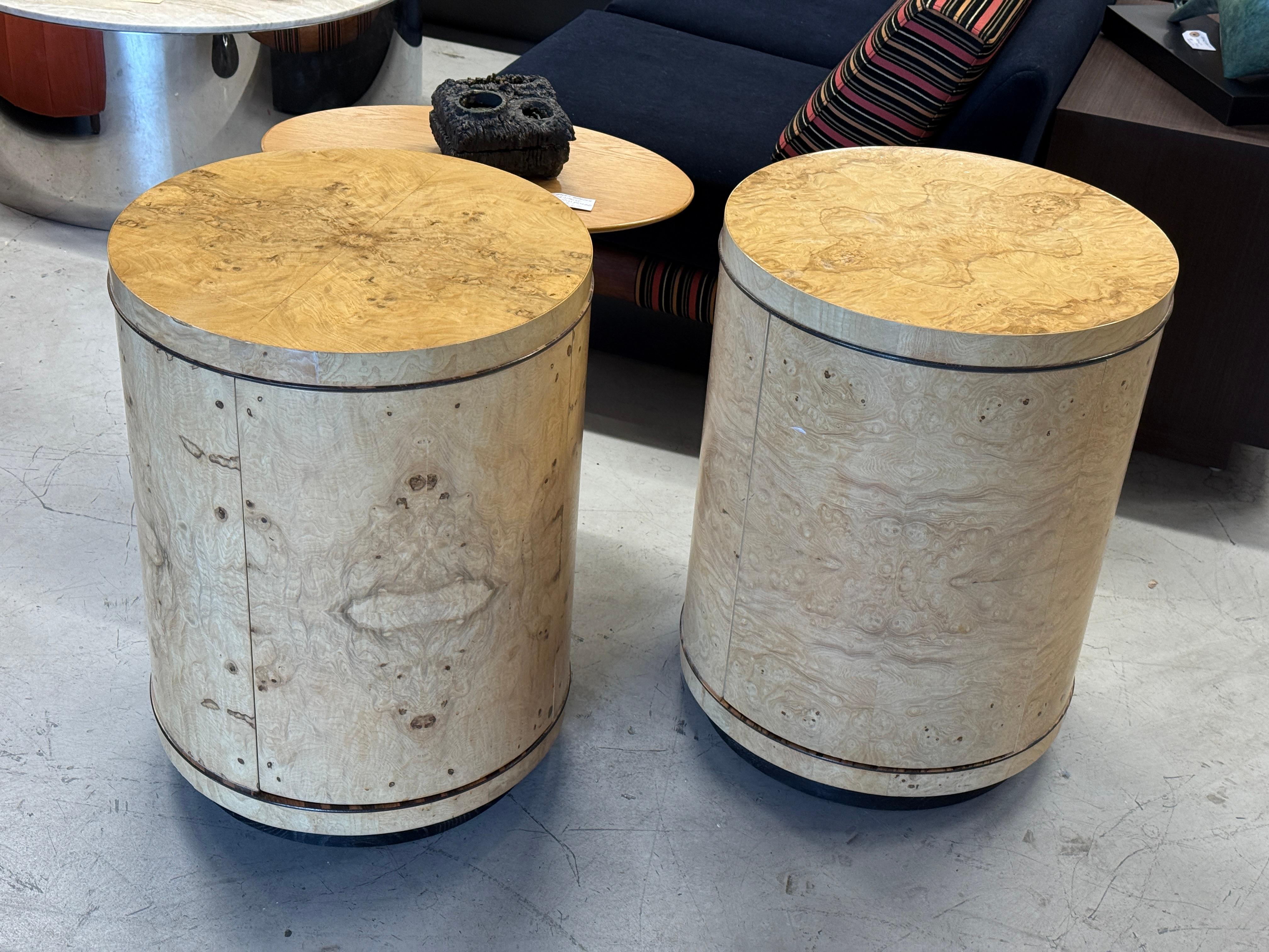 Superbes tables de nuit en loupe de Henredon des années 1980 en vente 13