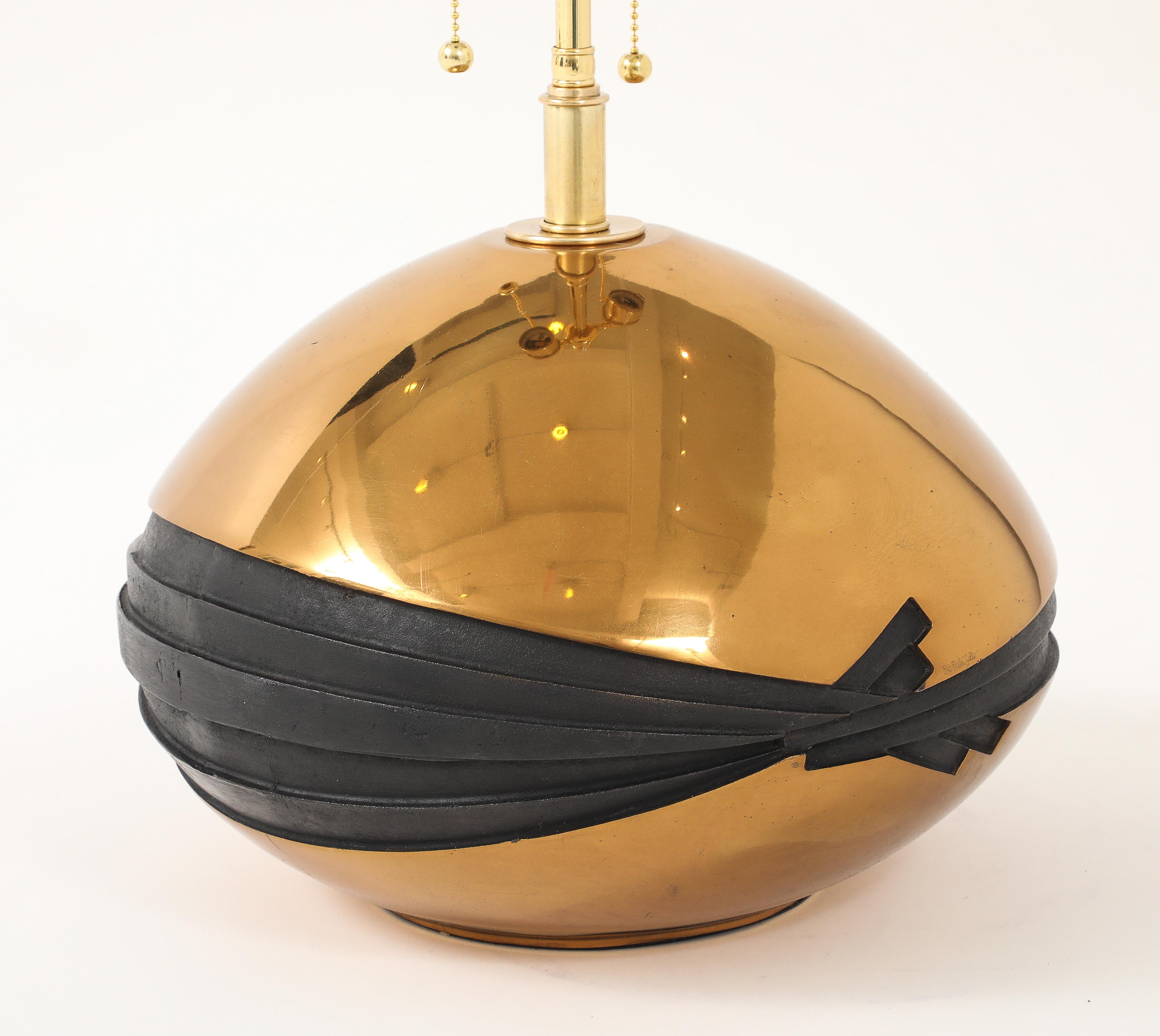Stunning 1980's  Large Brass and Bronze Sculptural lamp signed By ESA Fedrigolli For Sale 2