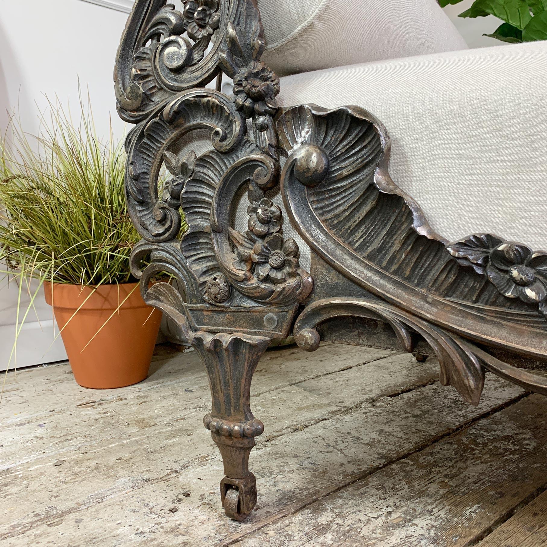  Stunning 19th Century Art Nouveau Cast Iron French Daybed For Sale 1