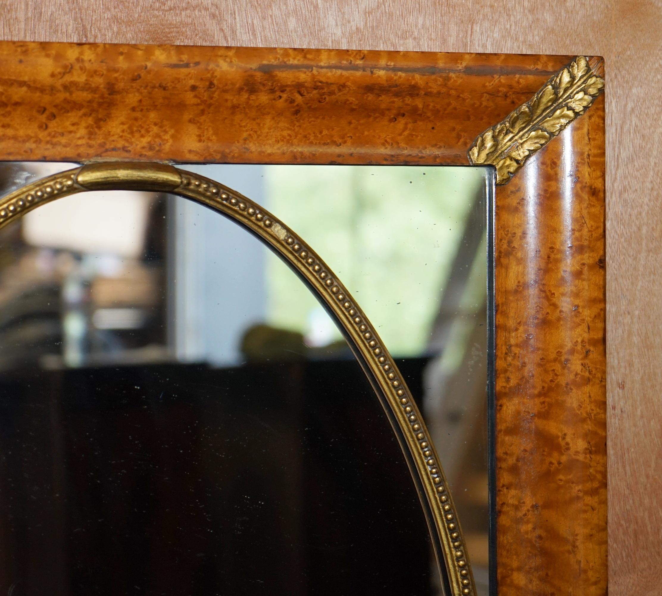Stunning 19th Century Burr Walnut French Mirror with Giltwood Decoration For Sale 4