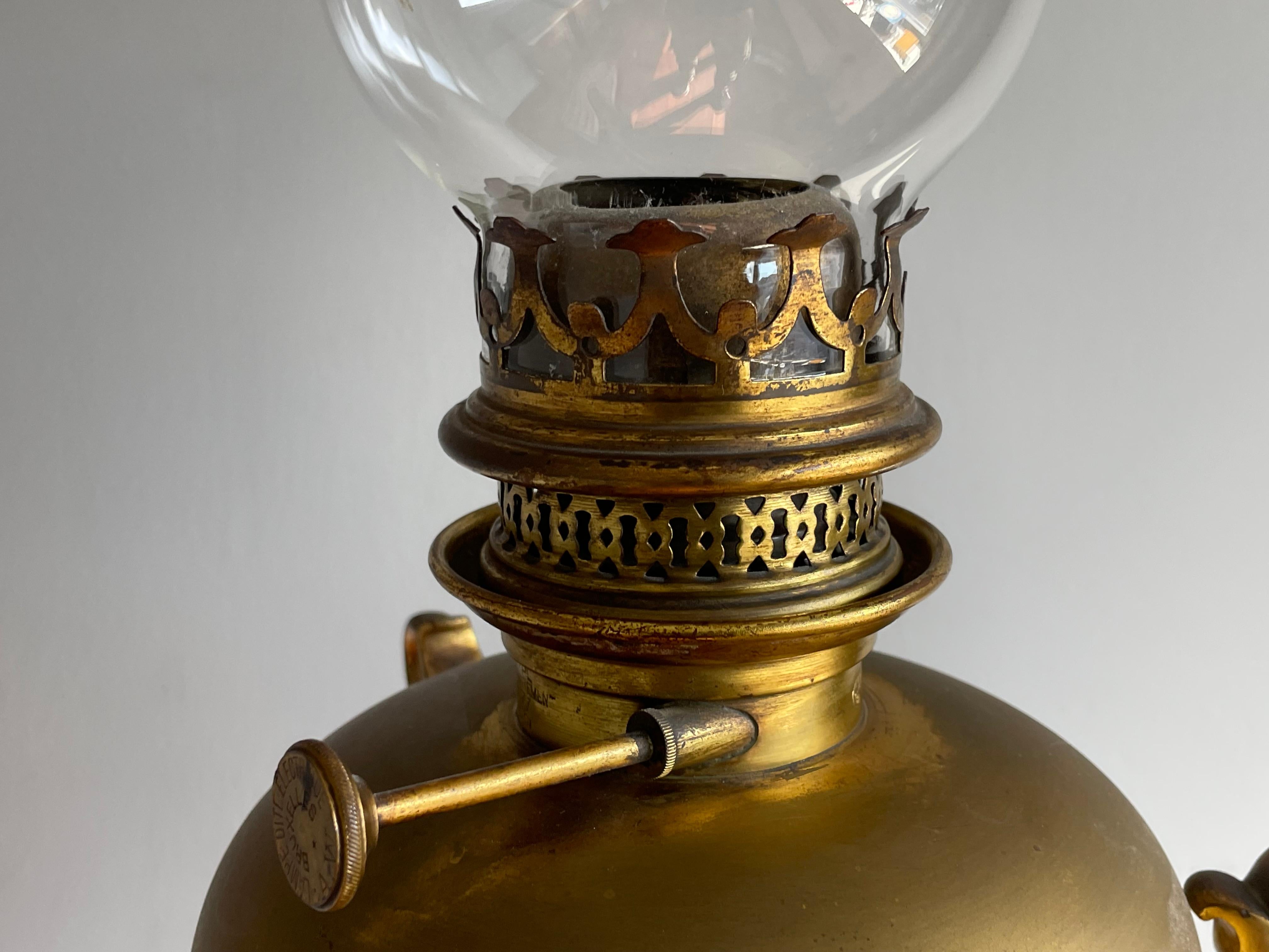 Stunning 19th Century Empire Revival Bronze & Glass Oil Floor Lamp By H. Luppens For Sale 4
