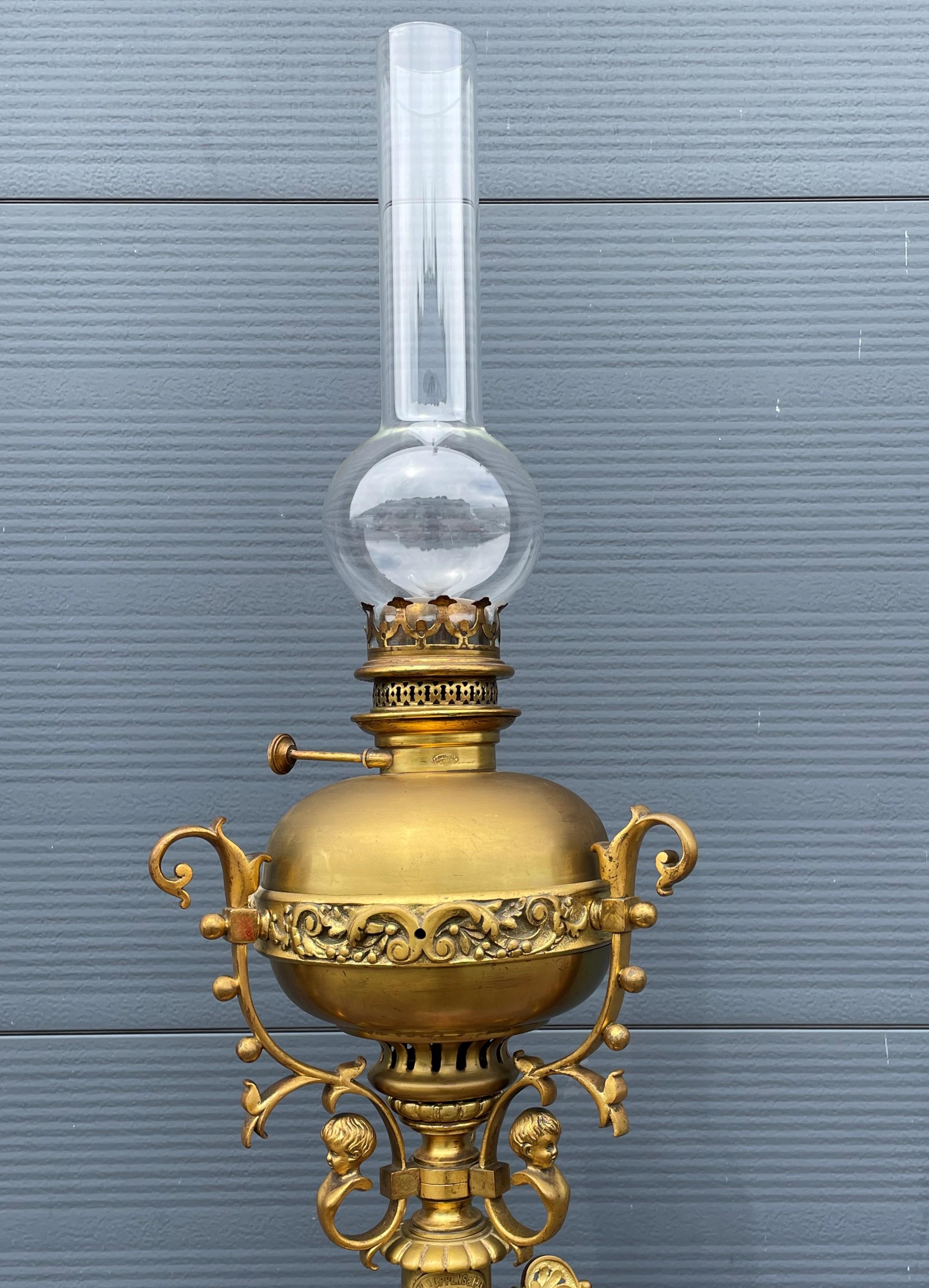 XIXe siècle Superbe lampadaire à huile en bronze et verre de style néo-empire du 19ème siècle par H. Luppens en vente