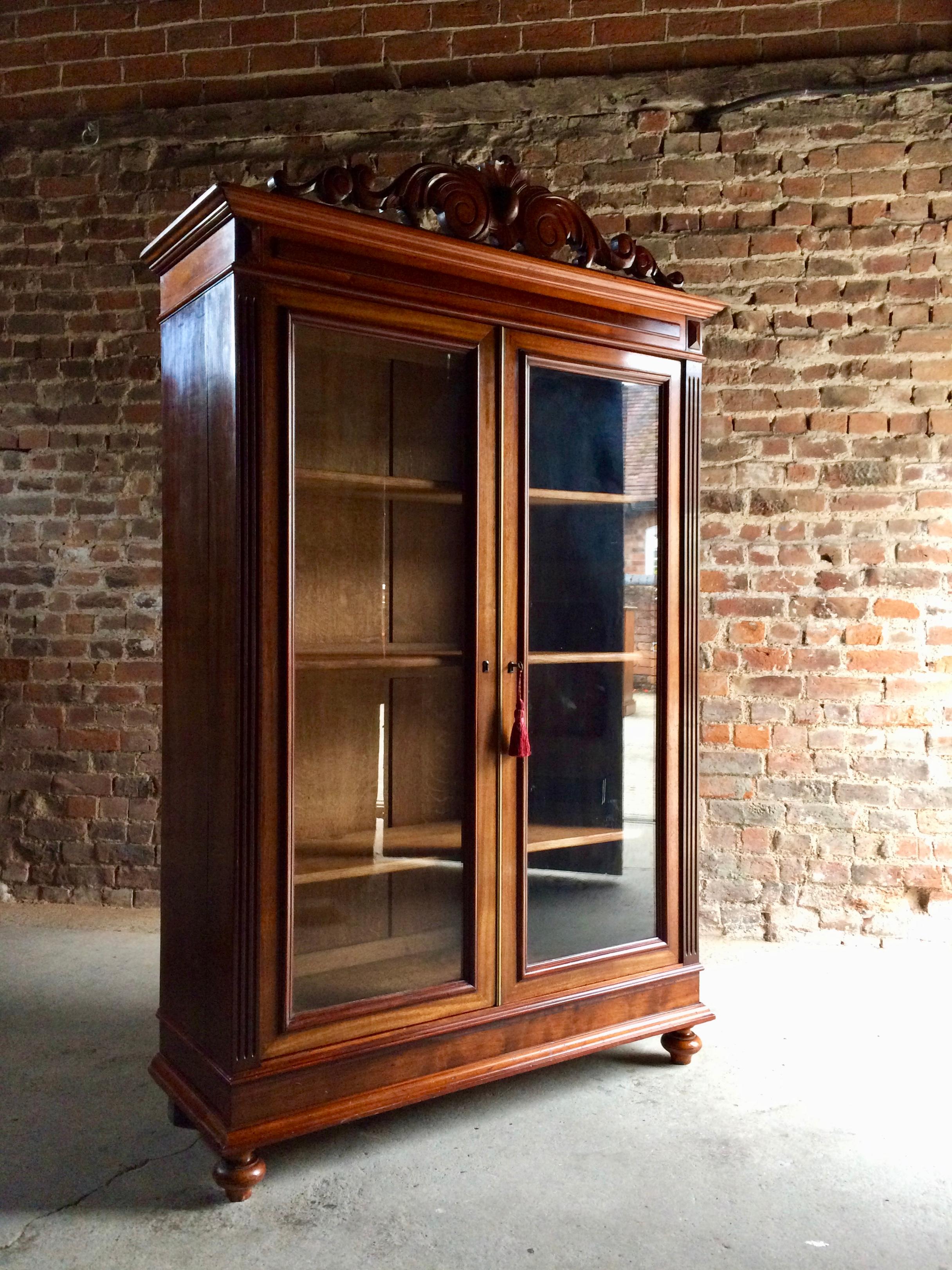 Stunning 19th Century Empire Style Bookcase Glazed Doors Glass Vitrine Cabinet In Good Condition In Longdon, Tewkesbury