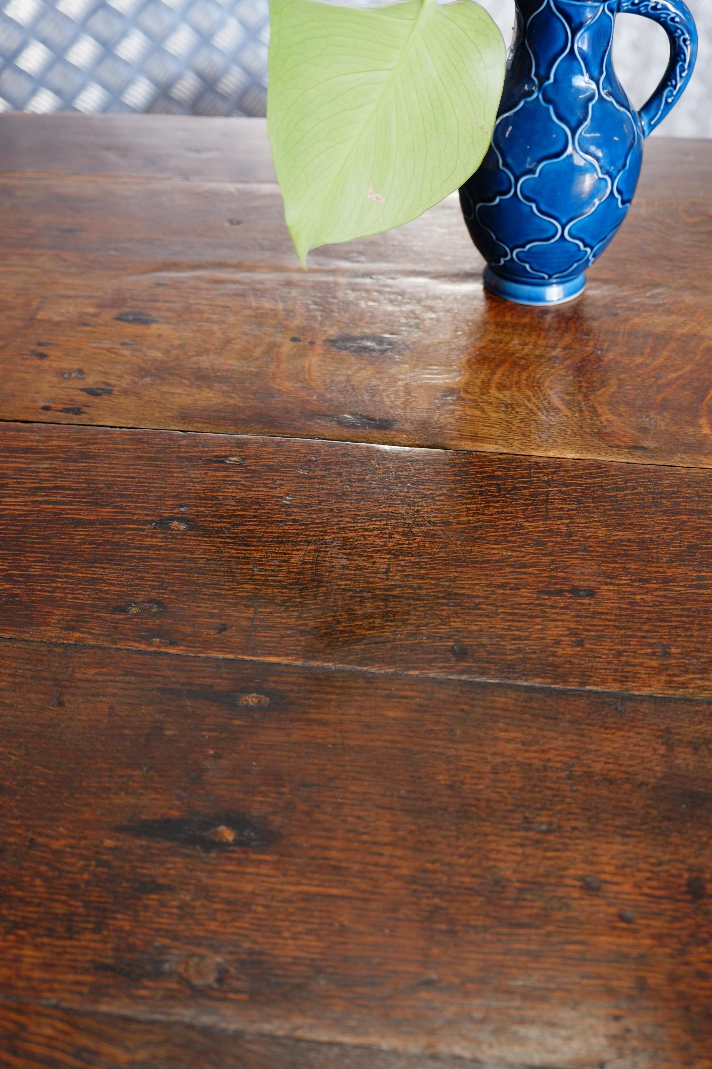 19th Century English Oak Plank Top, Drop Leaf, Large Wide Oval Dining Table For Sale 10