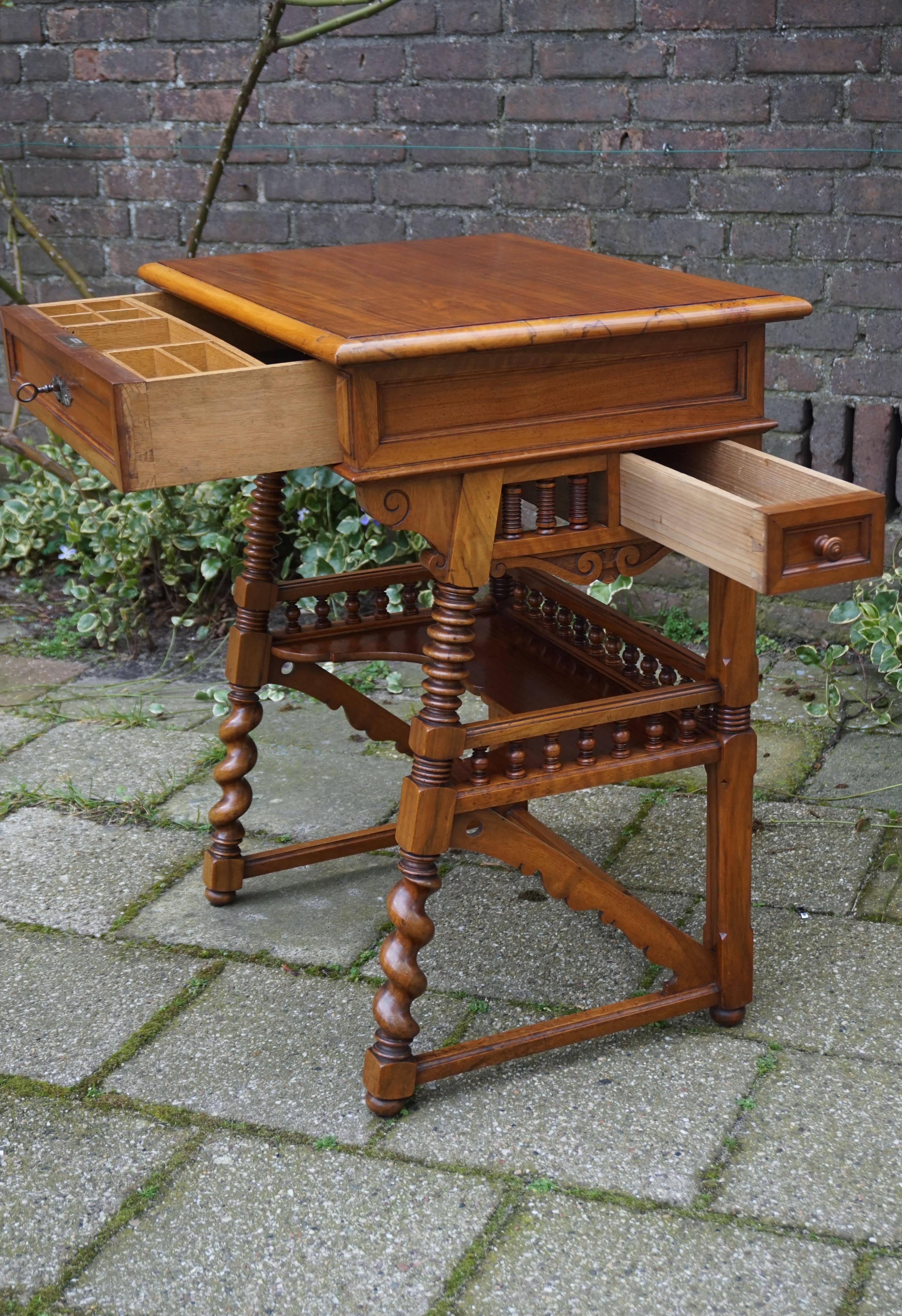 Stunning Nutwood Side Table or Little Ladies Desk with Drawers and Lock 5