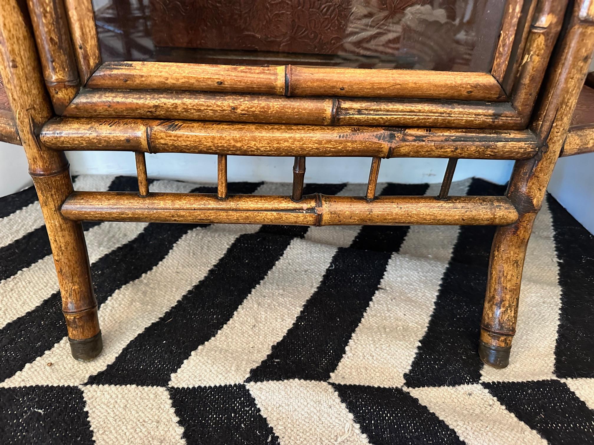 Atemberaubende 19. Jahrhundert Rattan & Bamboo Chinoiserie Etagere Kabinett im Angebot 10
