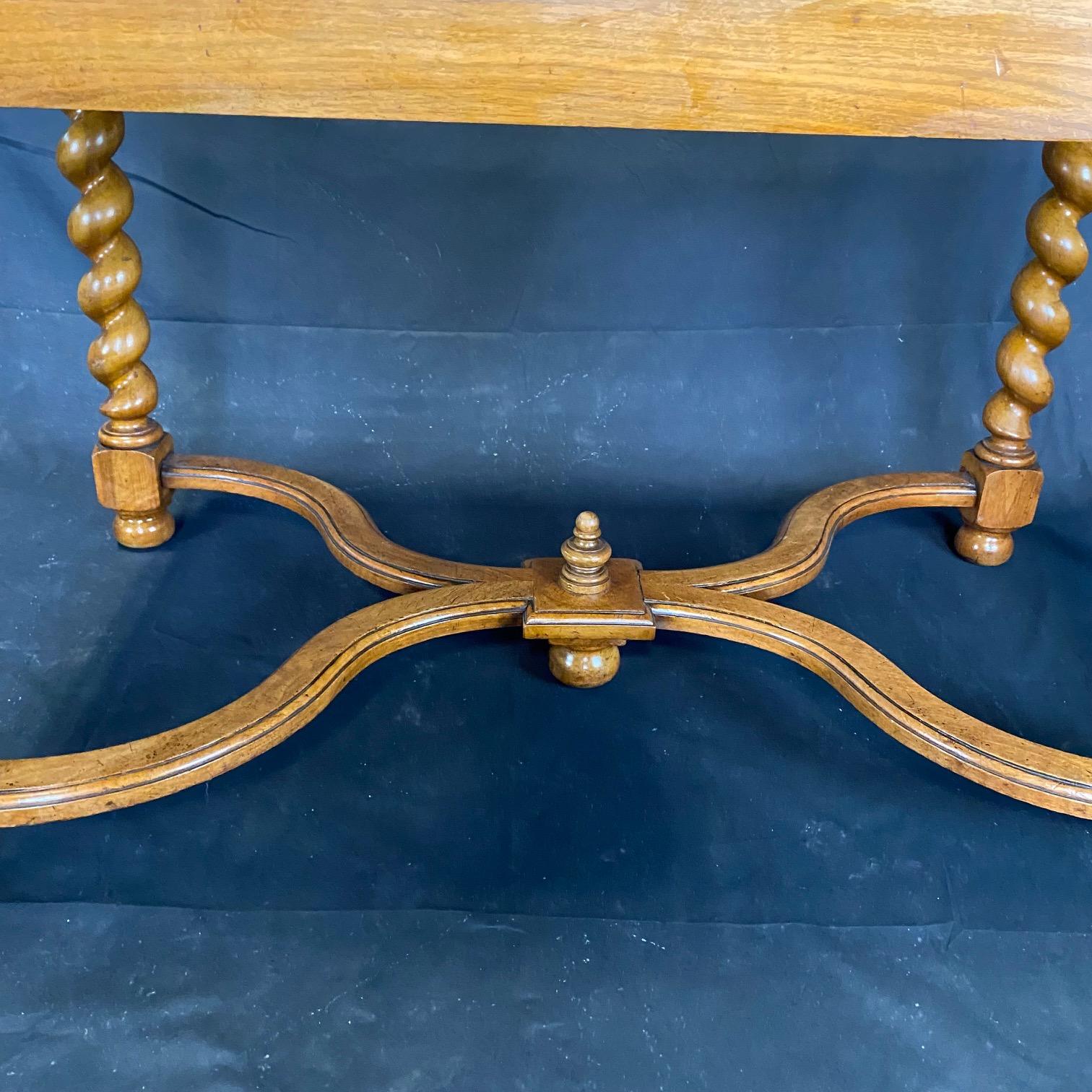 Stunning 19th Century Walnut French Barley Twist Center or Dining Table For Sale 1