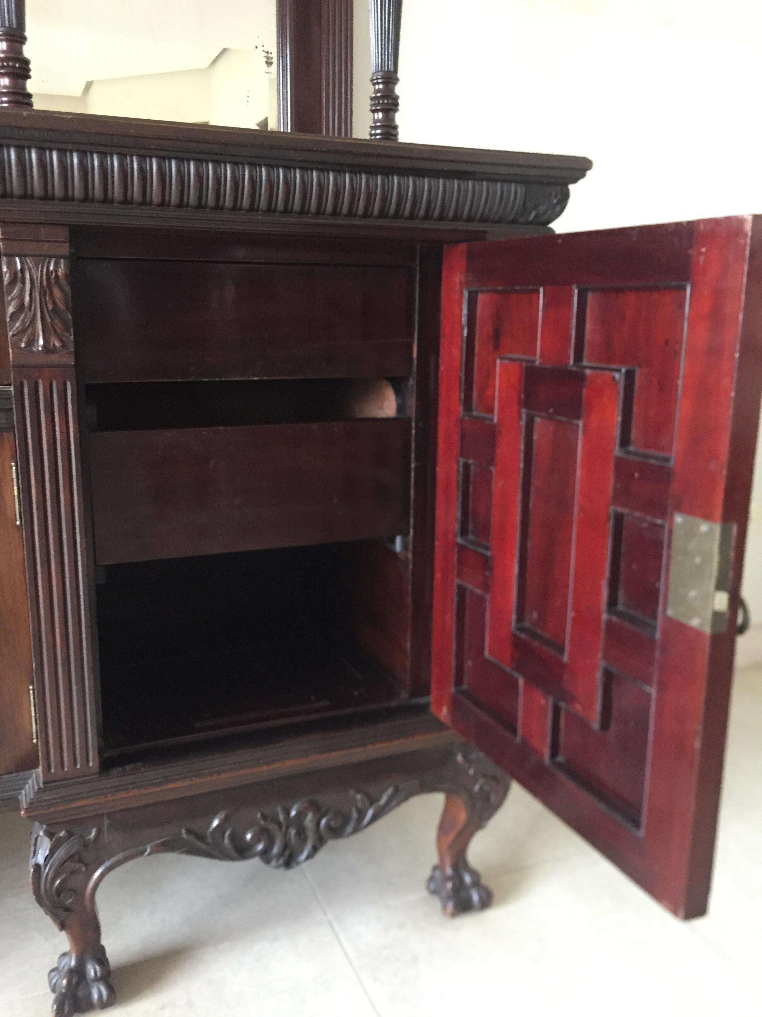 Chippendale Ball-Claw Mahogany Large Buffet with Mirror, 19th Century  For Sale 8