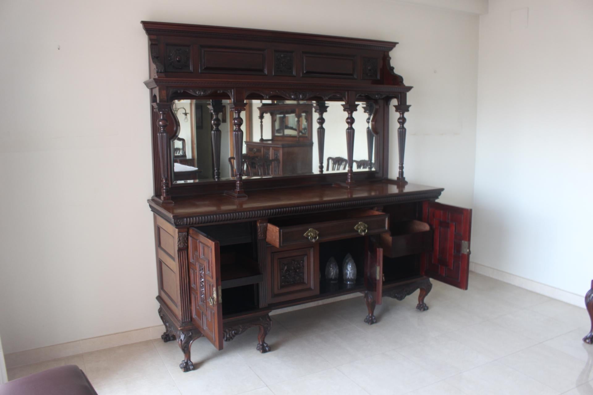 Chippendale Ball-Claw Mahogany Large Buffet with Mirror, 19th Century  For Sale 9