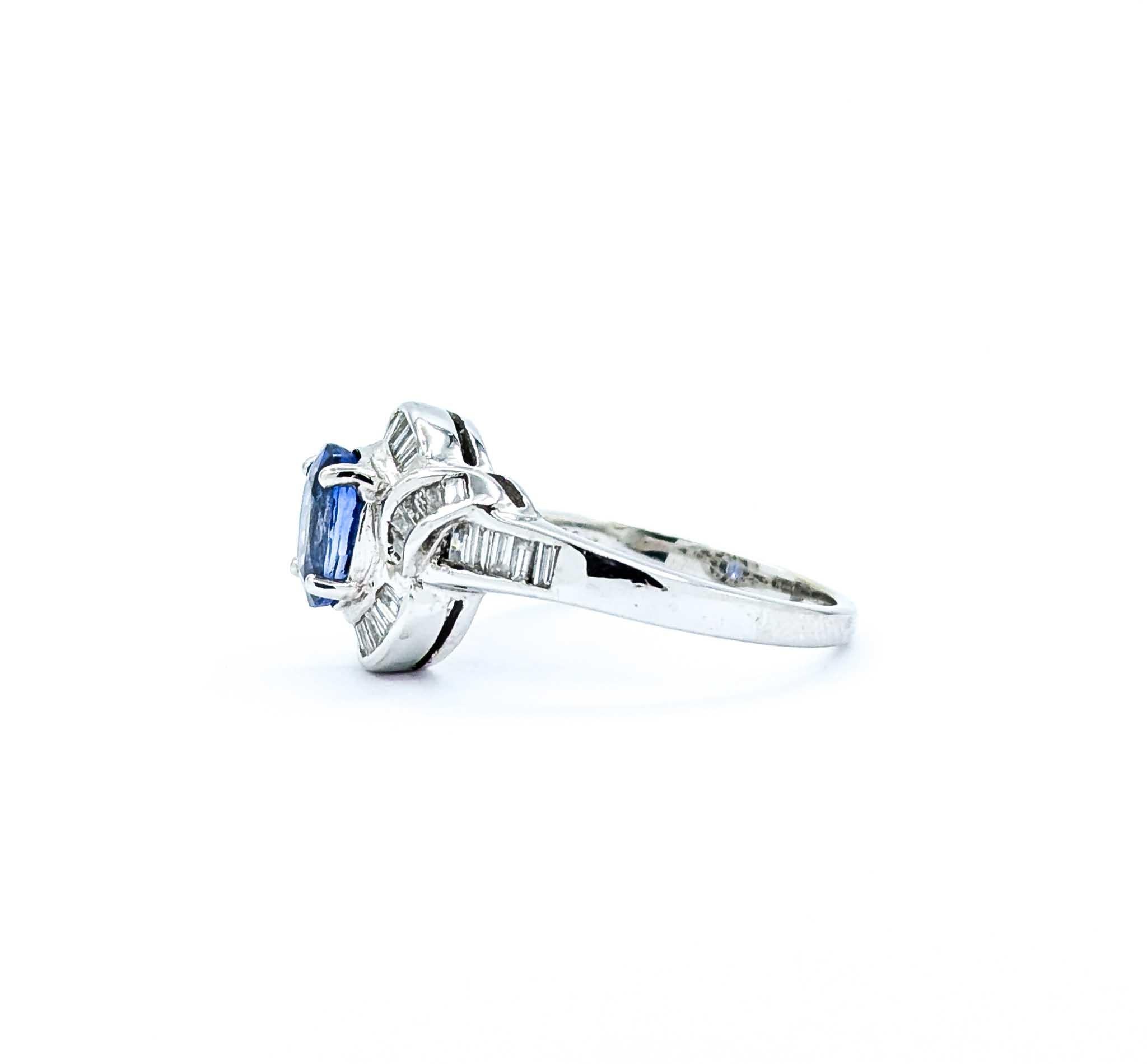 Stunning 1ct Sapphire & Diamond Halo Ring in White Gold For Sale 4