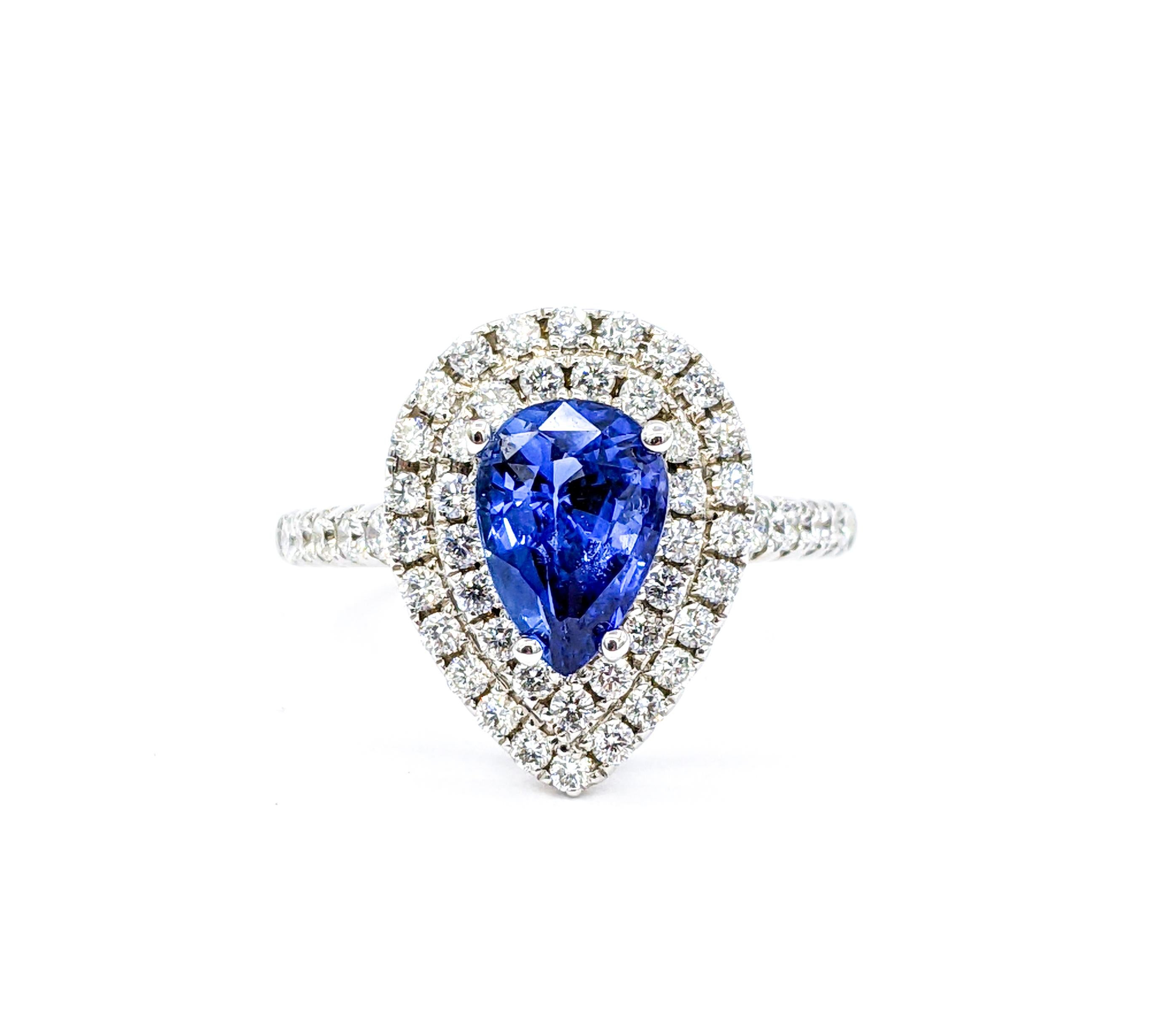 Stunning 2.00ct Sapphire & Diamond Cocktail Ring - 18K White Gold For Sale 4