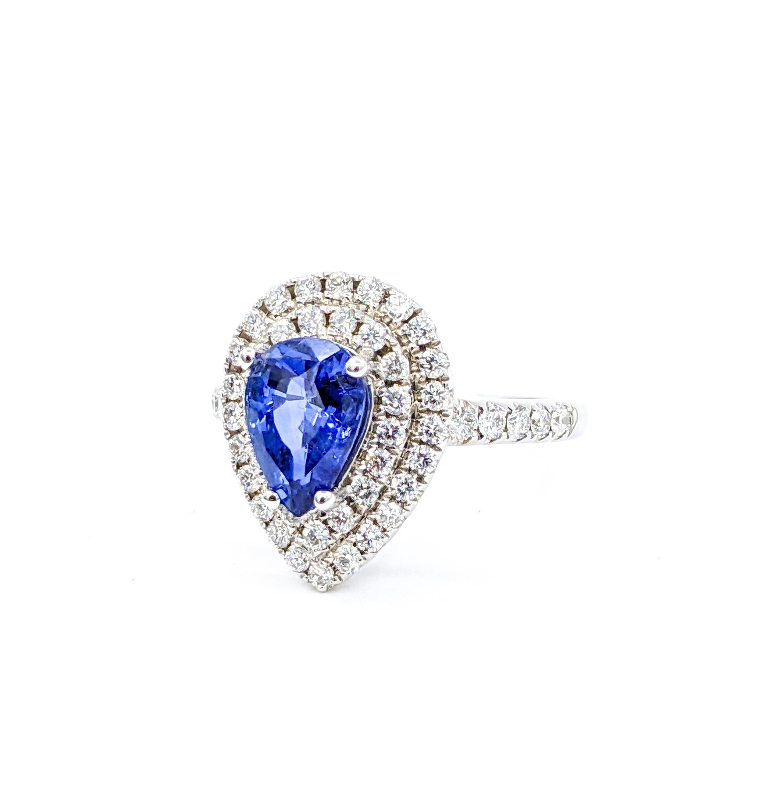 Stunning 2.00ct Sapphire & Diamond Cocktail Ring - 18K White Gold For Sale 3