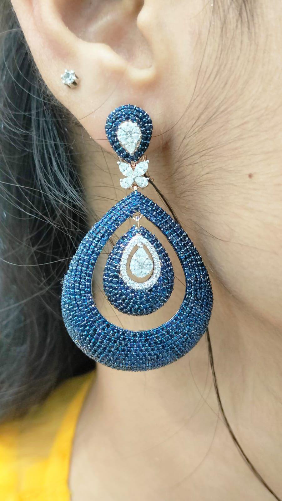 Contemporary Stunning 20.30Cts Natural Blue Sapphire Marquise Pear Diamonds Earrings 14K Gold For Sale