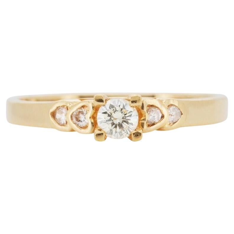 Superbe bague en or jaune 20k à 5 pierres avec 0,16 ct de diamants naturels en vente