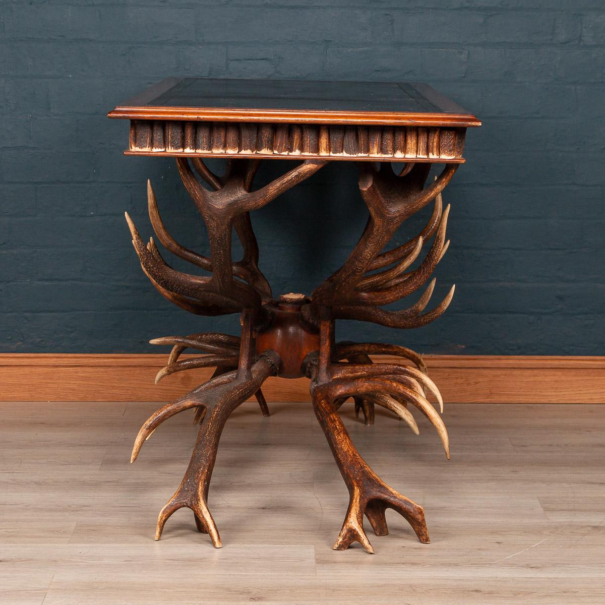 Stunning 20th Century Antler Library Table by Anthony Redmile, London circa 1970 In Good Condition In Royal Tunbridge Wells, Kent