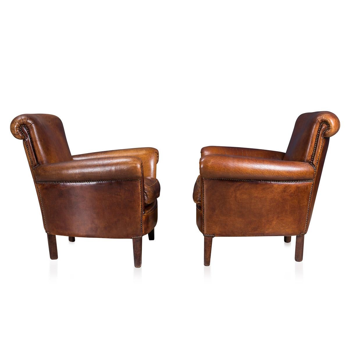 Stunning 20th Century Dutch Pair of Sheepskin Leather Club Armchairs, circa 1980 1