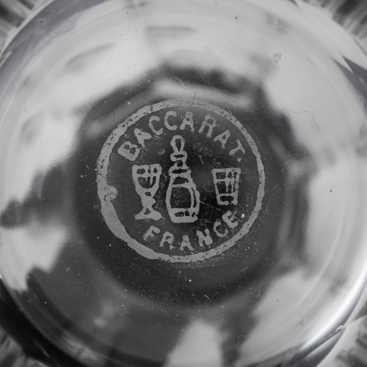 Superbe carafe Art Déco français du 20e siècle en argent massif et cristal de Baccarat c.1920 en vente 4