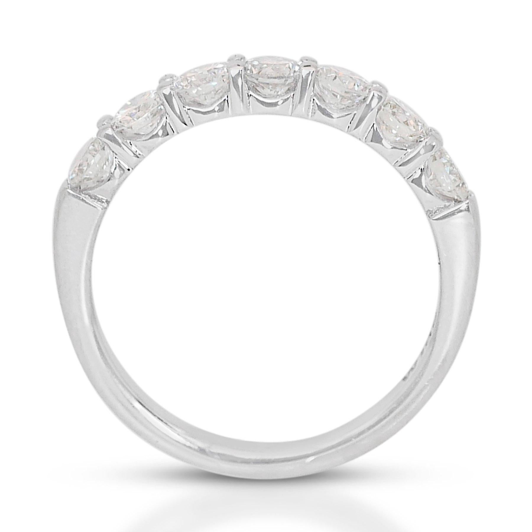 Stupendo anello con 7 pietre di diamanti taglio ideale, eccellente e triplo, da 2,11 ct. in vendita 1