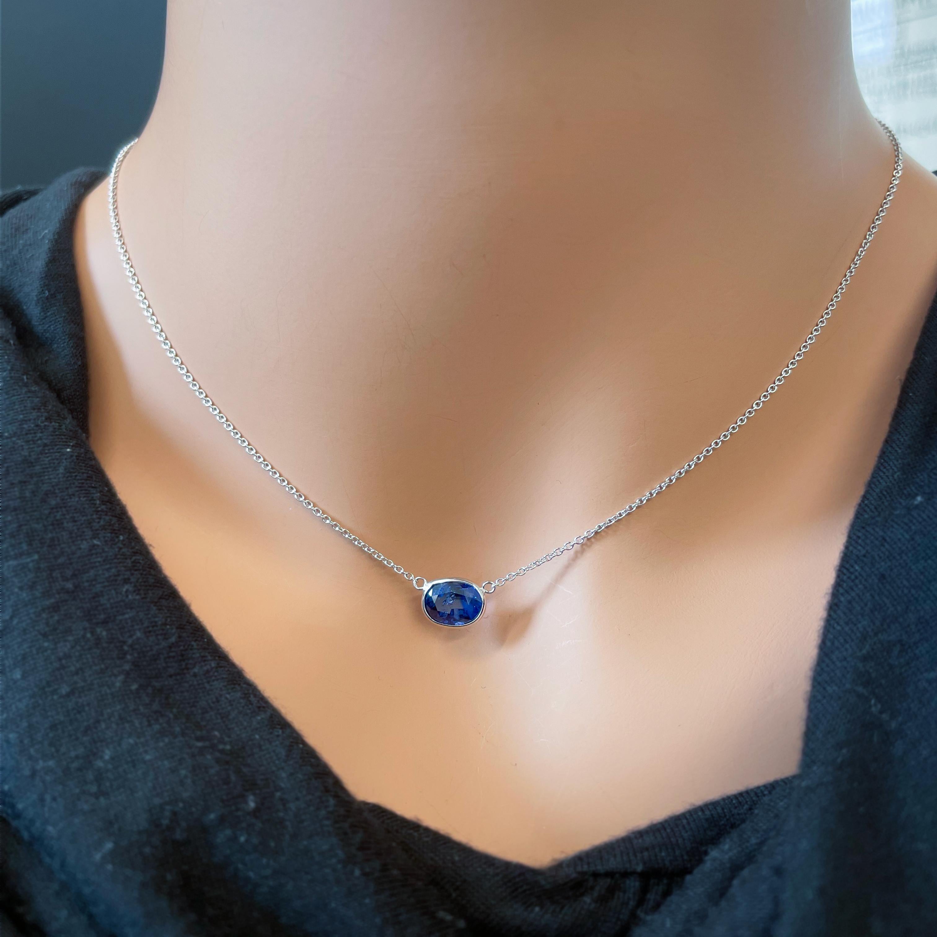 Oval Cut Stunning 2.29 Carat Blue Oval Sapphire Necklace in 14k White Gold For Sale
