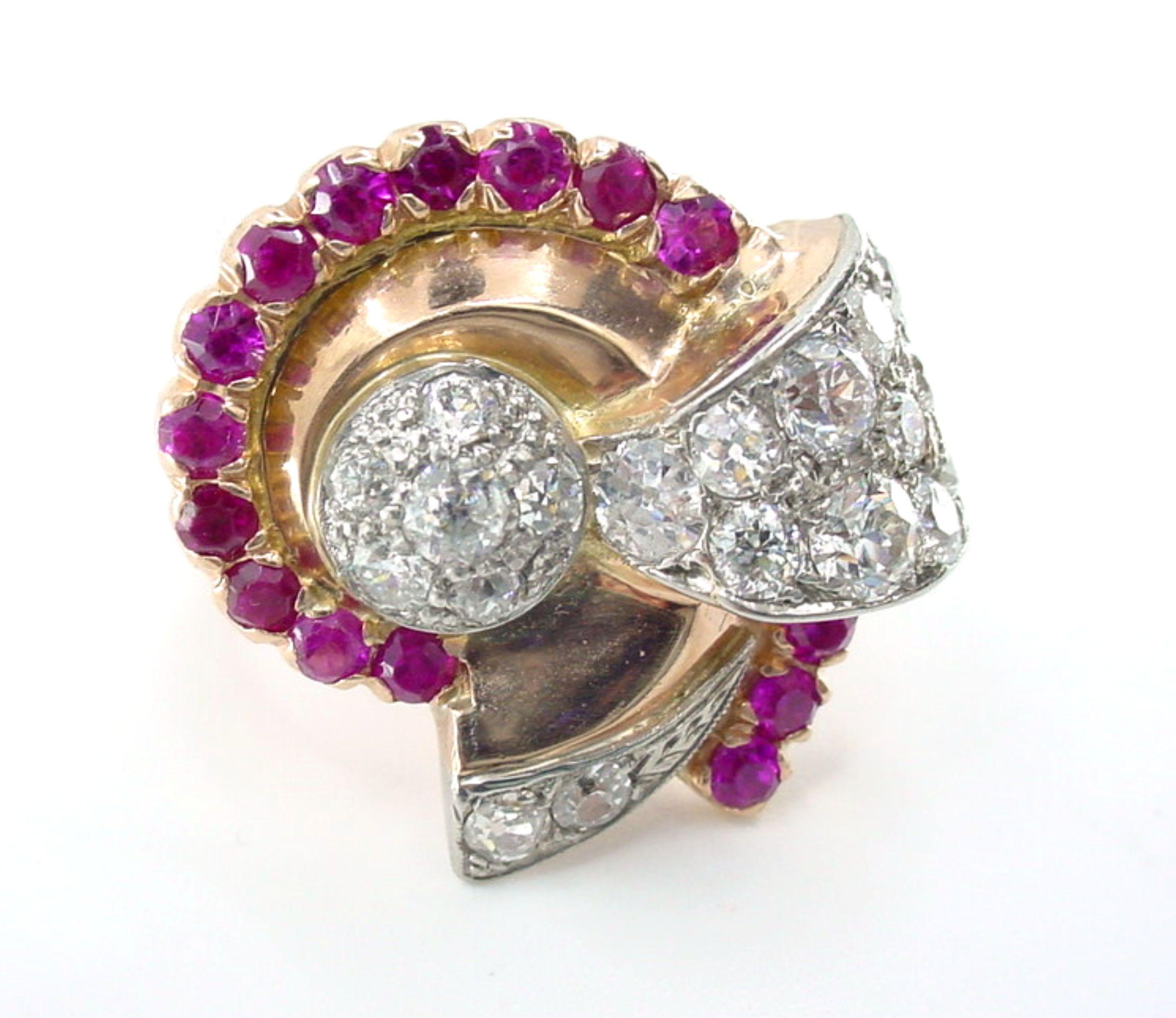 Retro Stunning 2.30 Ct Diamond Platinum 14k Ruby Cocktail Ring-1940s at its Finest For Sale