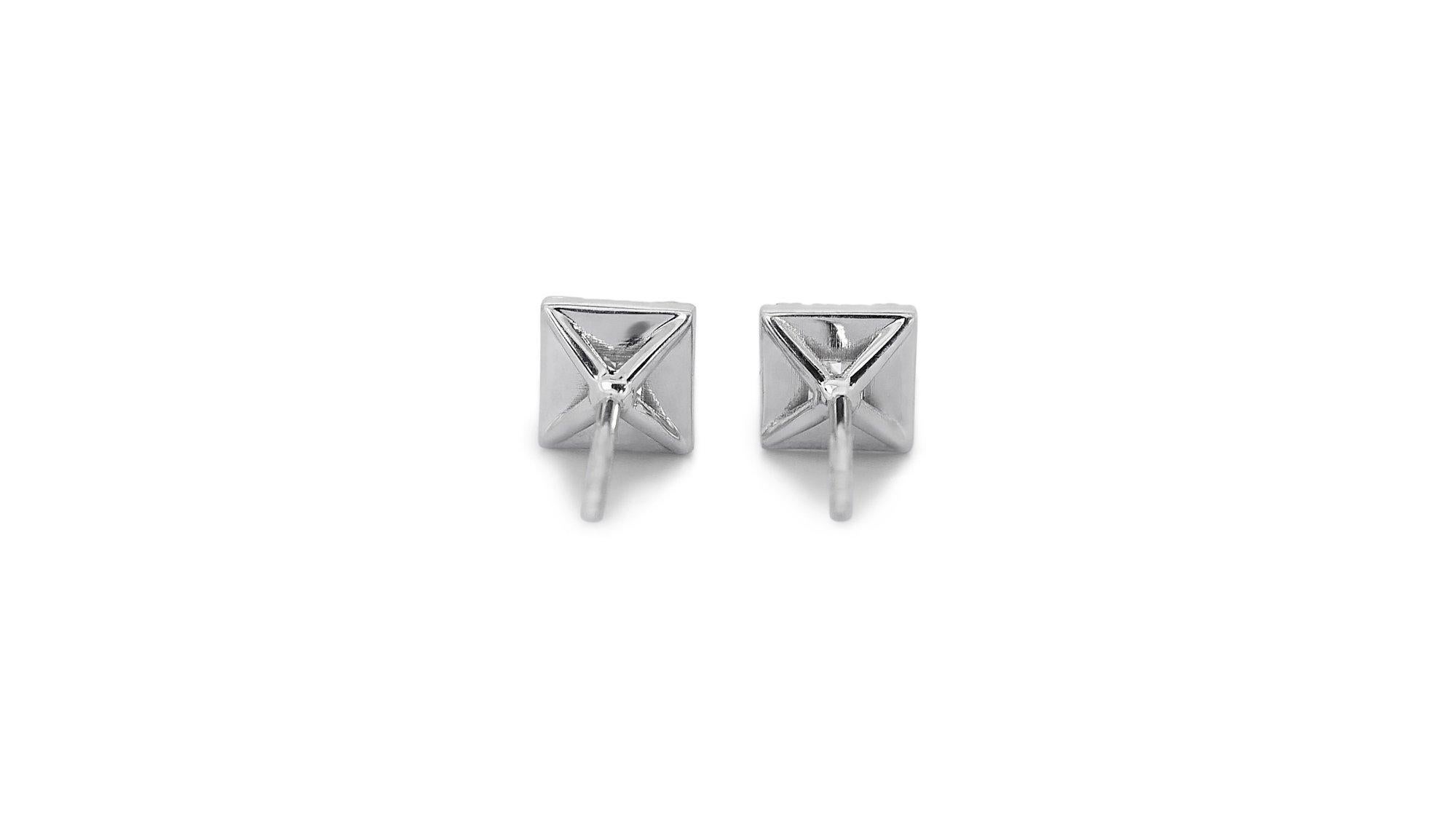 Stunning 2.37ct Diamond Stud Earrings in 18k White Gold - GIA Certified For Sale 1