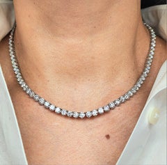 Collier tennis avec diamants de 24.10 carats
