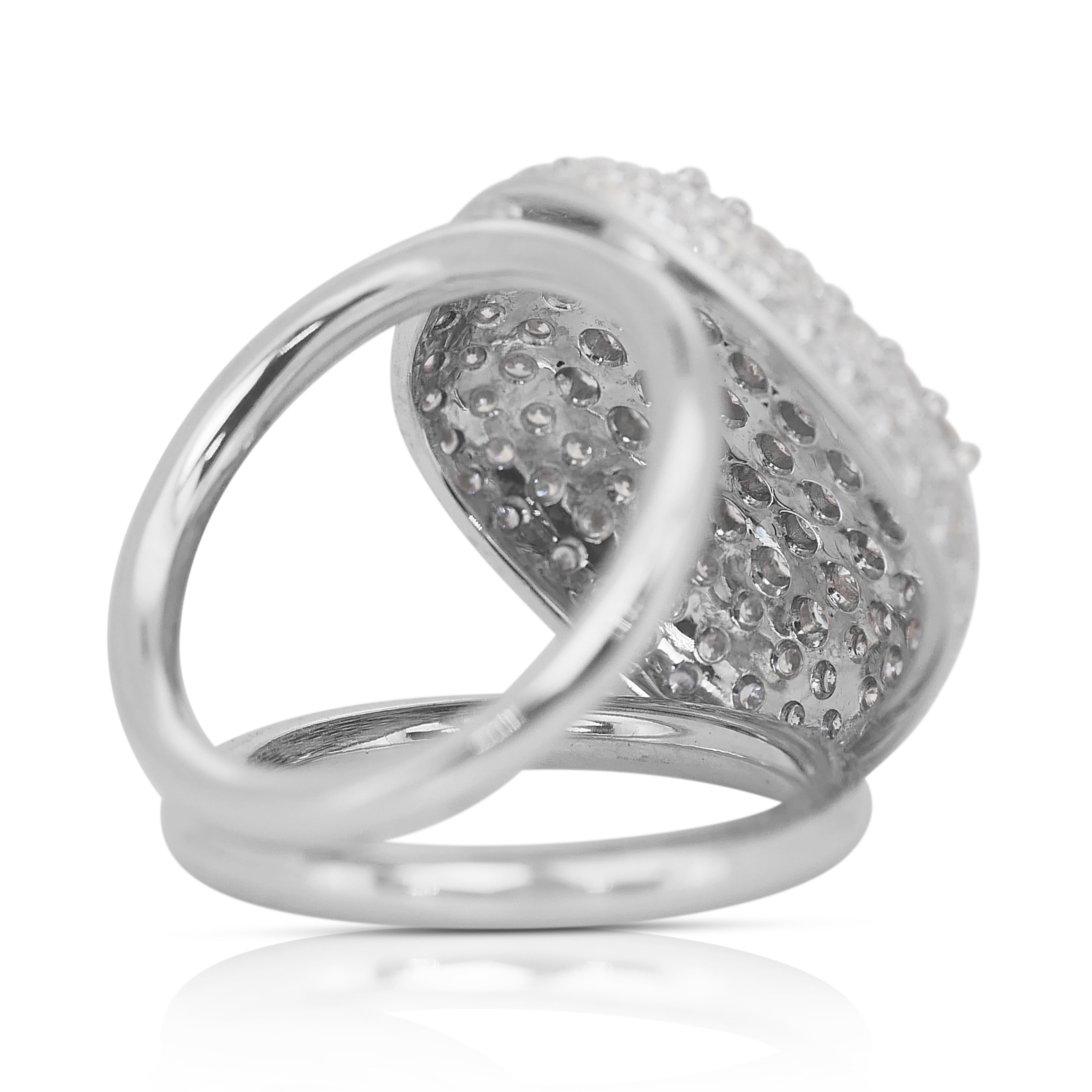 Stunning 2.50ct Diamonds Cocktail Ring in 18k White Gold - IGI Certified 3