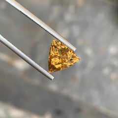 Stunning 2.80 Carats Natural Loose Yellow Citrine Fancy Trillion Cut Ring Gem